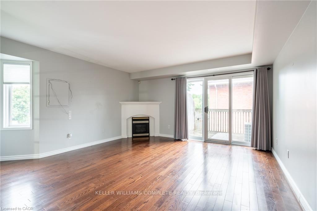 Photo 5 of Unit 1, 266 Limeridge Road E, Hamilton, Bruleville — HOMEH