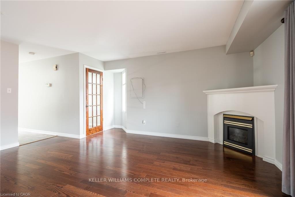 Photo 7 of Unit 1, 266 Limeridge Road E, Hamilton, Bruleville — HOMEH