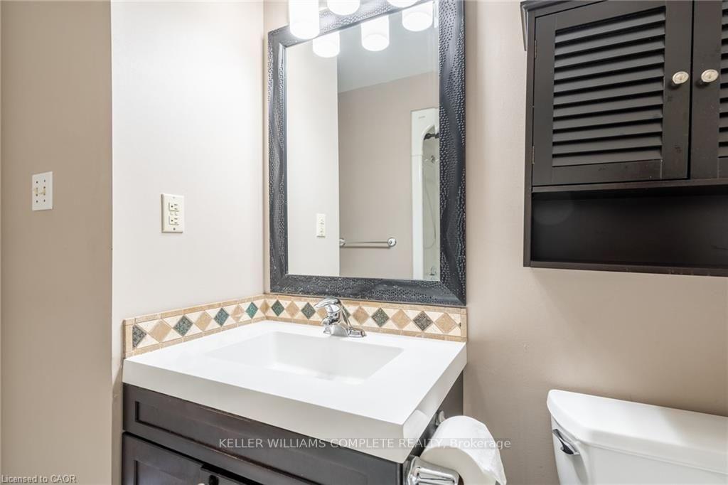 Photo 19 of Unit 1, 266 Limeridge Road E, Hamilton, Bruleville — HOMEH