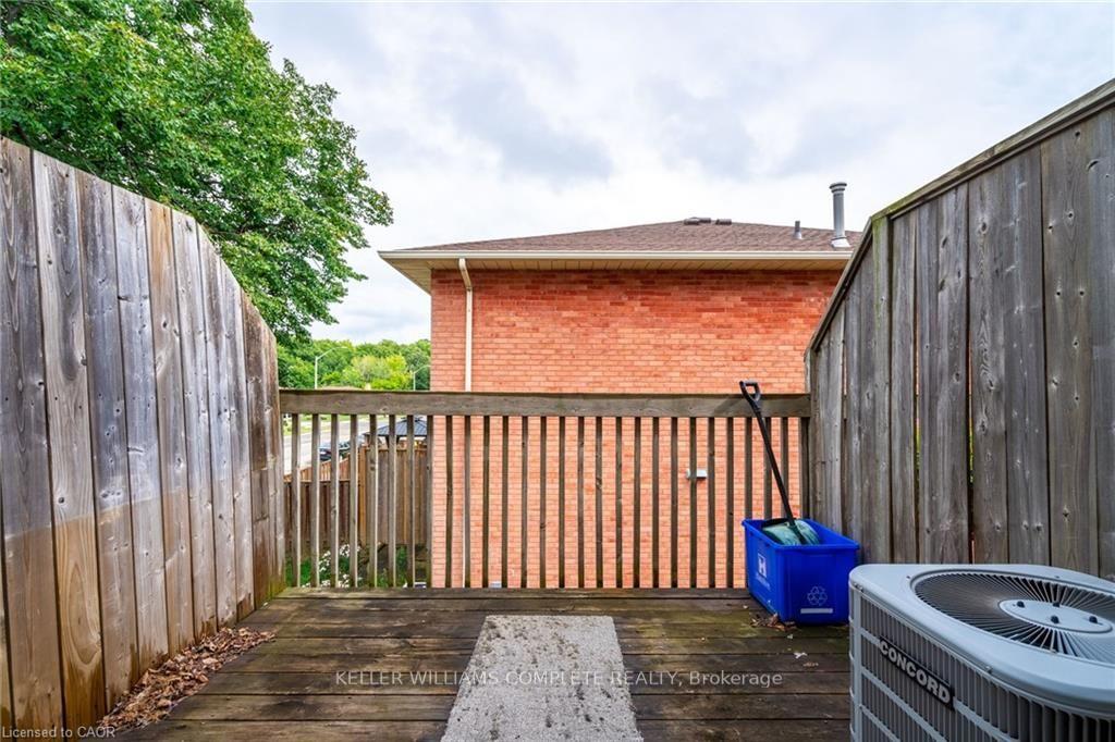 Photo 26 of Unit 1, 266 Limeridge Road E, Hamilton, Bruleville — HOMEH