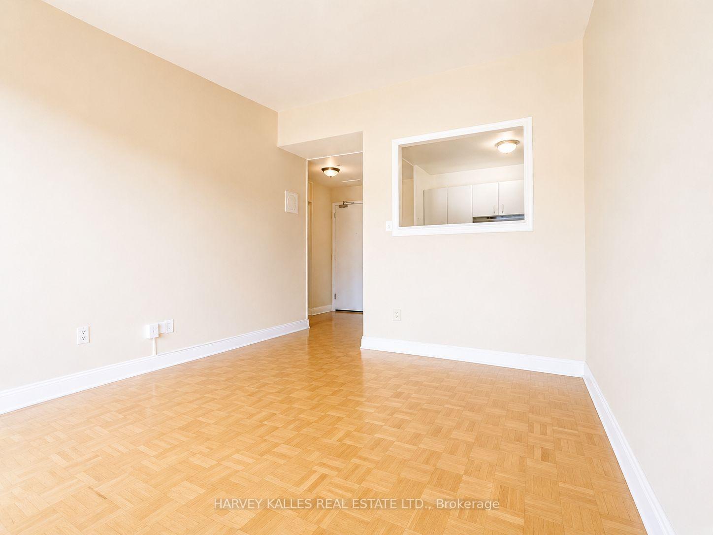 Photo 3 of Unit 305, 80 Blackfriar Avenue, Etobicoke, Kingsview Village-The Westway — HOMEH