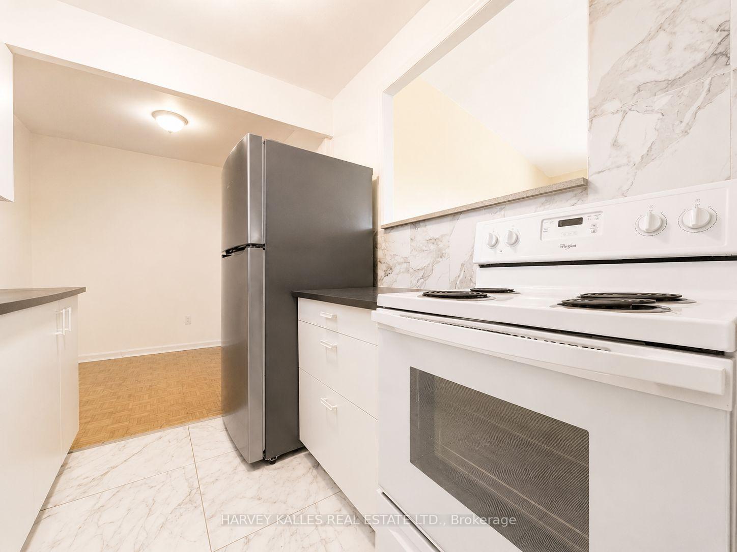 Photo 5 of Unit 305, 80 Blackfriar Avenue, Etobicoke, Kingsview Village-The Westway — HOMEH