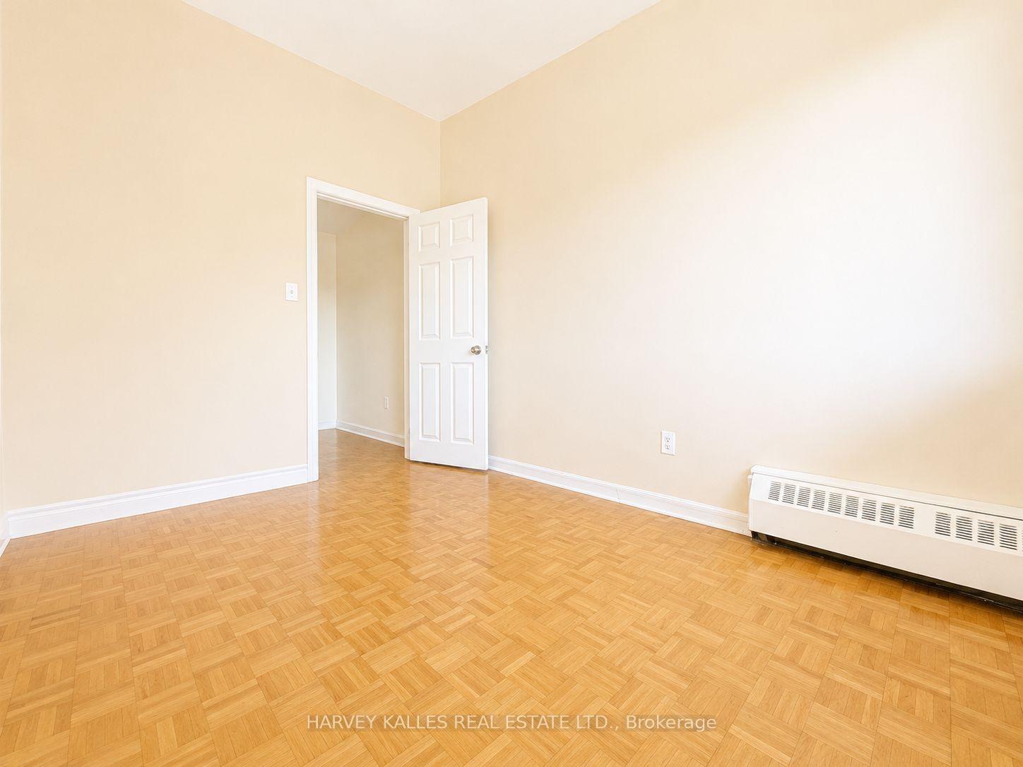 Photo 22 of Unit 305, 80 Blackfriar Avenue, Etobicoke, Kingsview Village-The Westway — HOMEH