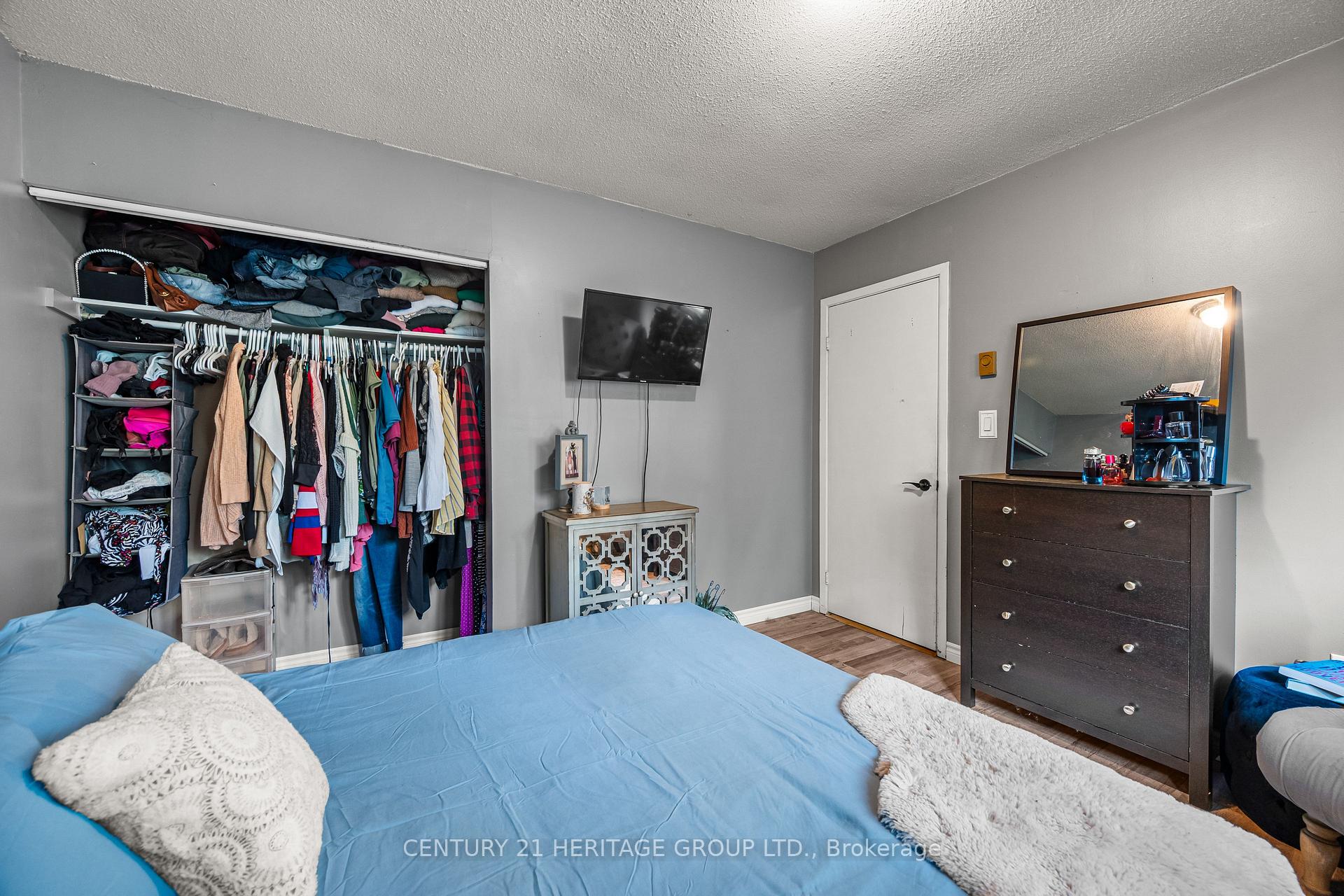 Photo 20 of 173 Rosemund Crescent, Kingston, West of Sir John A. Blvd — HOMEH