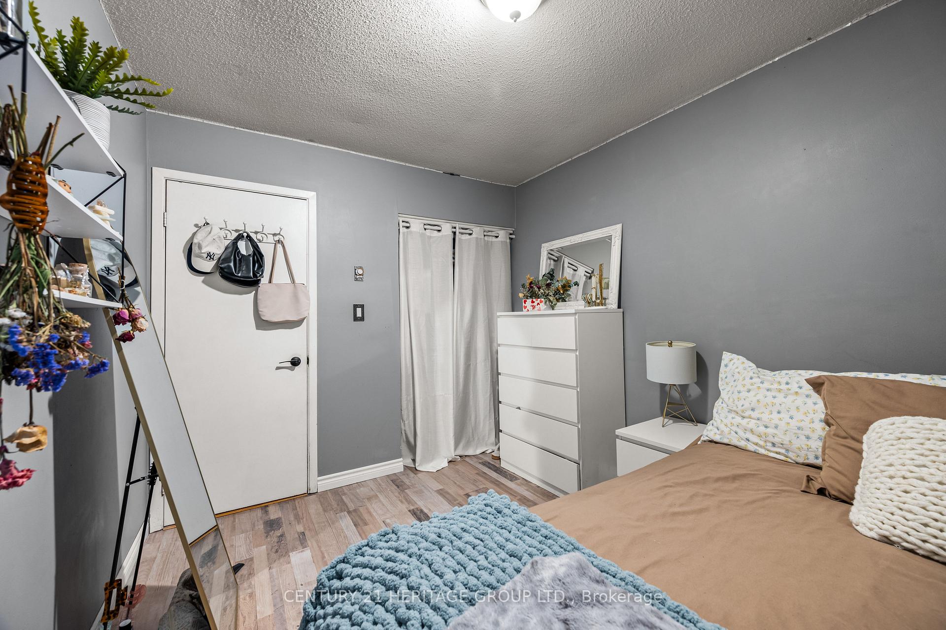 Photo 24 of 173 Rosemund Crescent, Kingston, West of Sir John A. Blvd — HOMEH