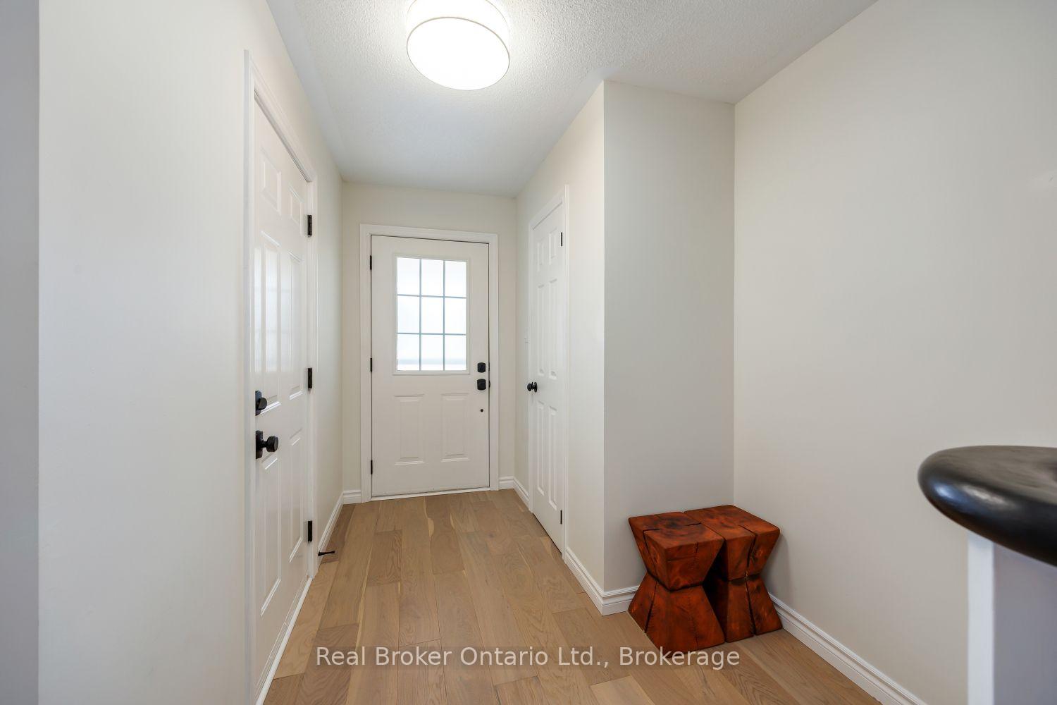 Photo 7 of 20 Wilkins Crescent, Clarington, Courtice — HOMEH