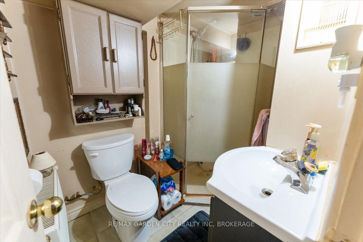 Photo 16 of 43 York Street, St. Catharines, Downtown — HOMEH