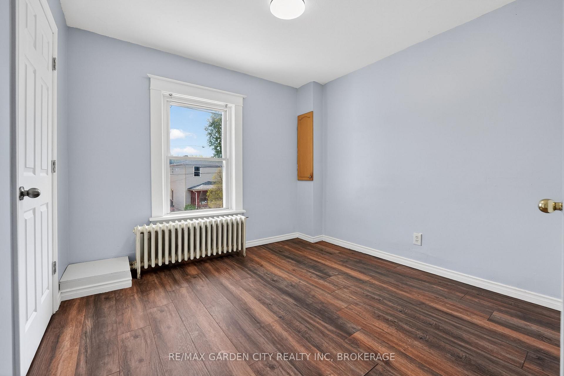 Photo 25 of 43 York Street, St. Catharines, Downtown — HOMEH