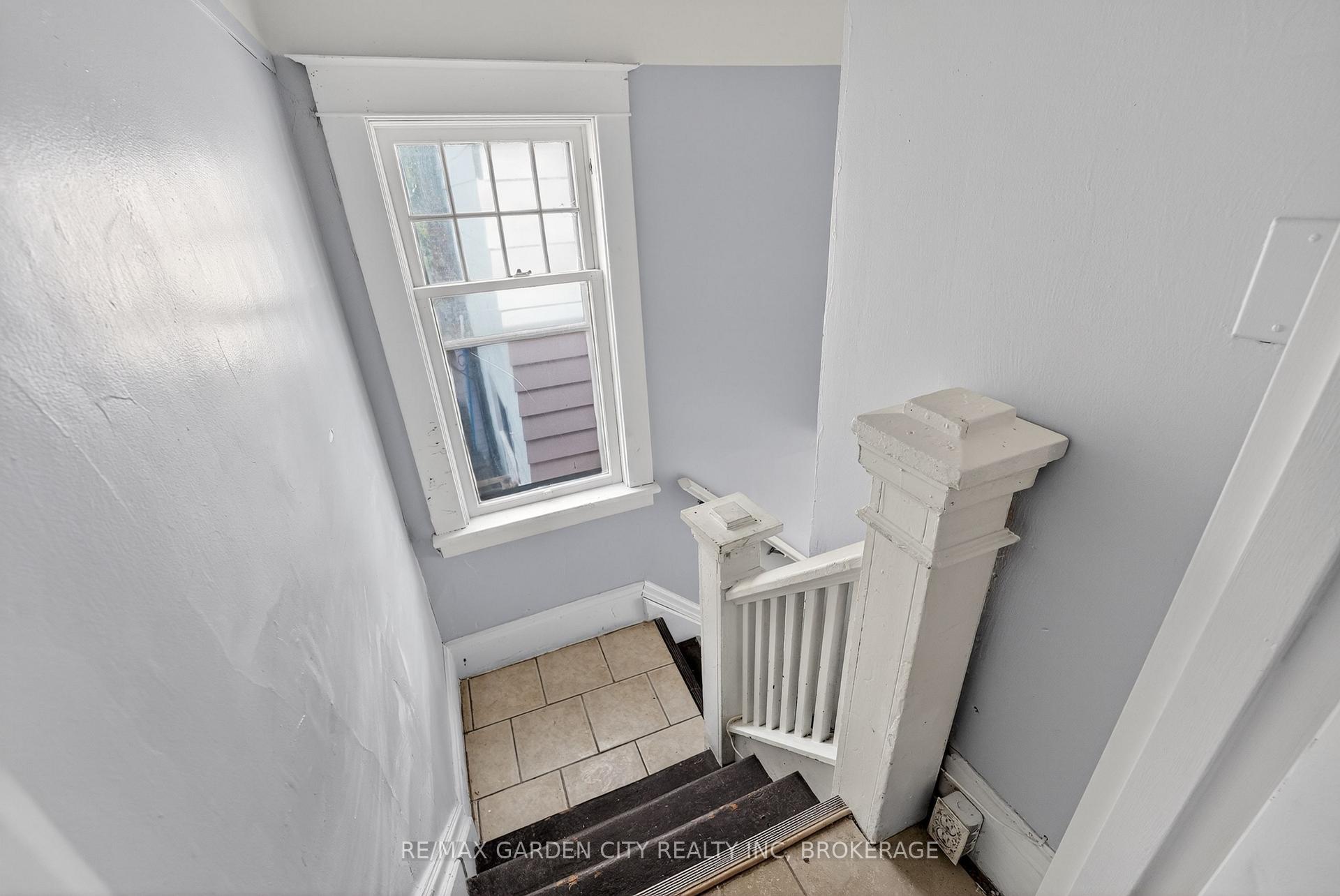 Photo 32 of 43 York Street, St. Catharines, Downtown — HOMEH