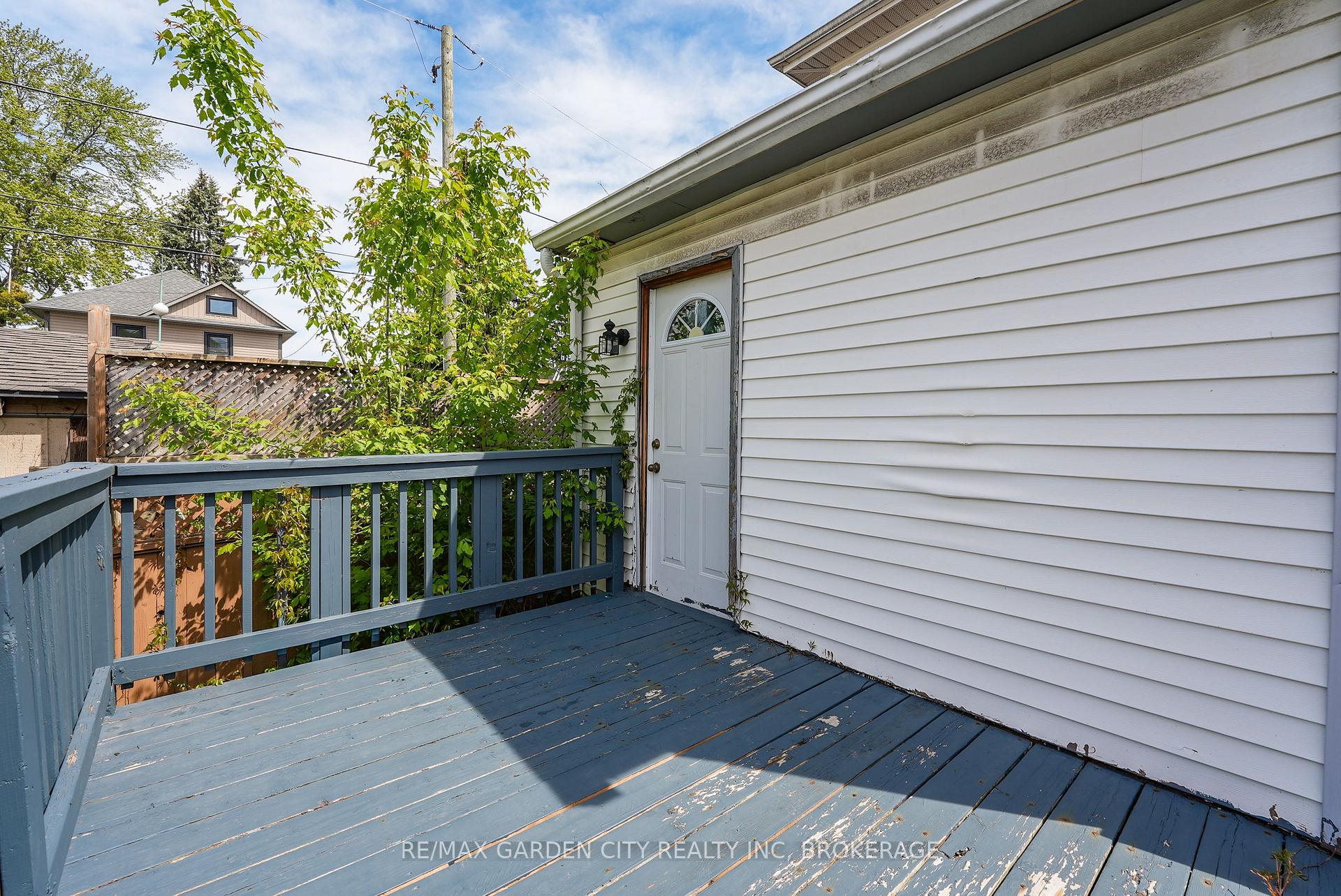 Photo 34 of 43 York Street, St. Catharines, Downtown — HOMEH