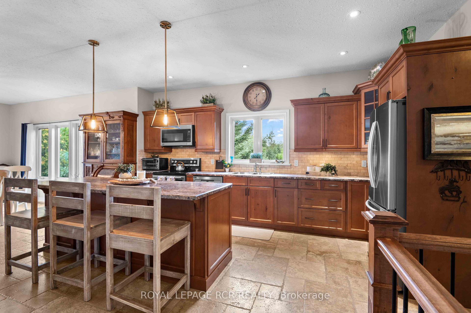 Photo 24 of 148 Muriel Street, Shelburne — HOMEH