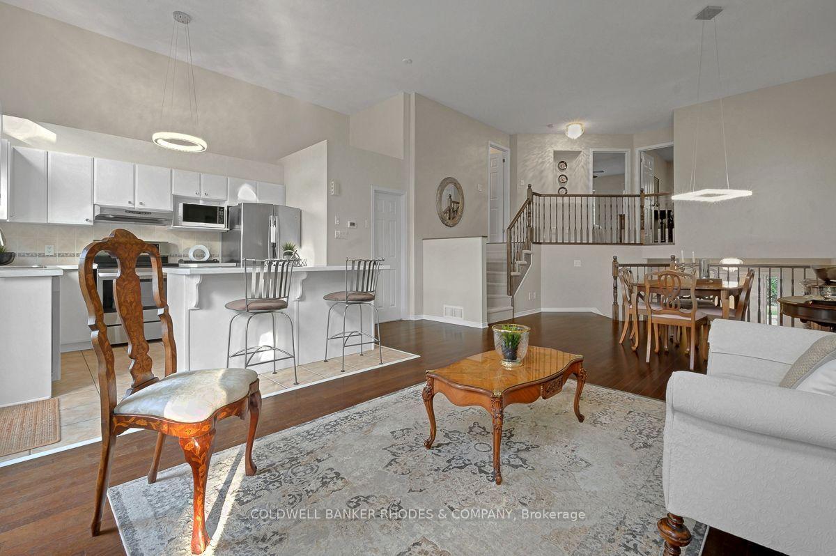 Photo 8 of 157 Gladeview Private, Ottawa, Upper Hunt Club — HOMEH