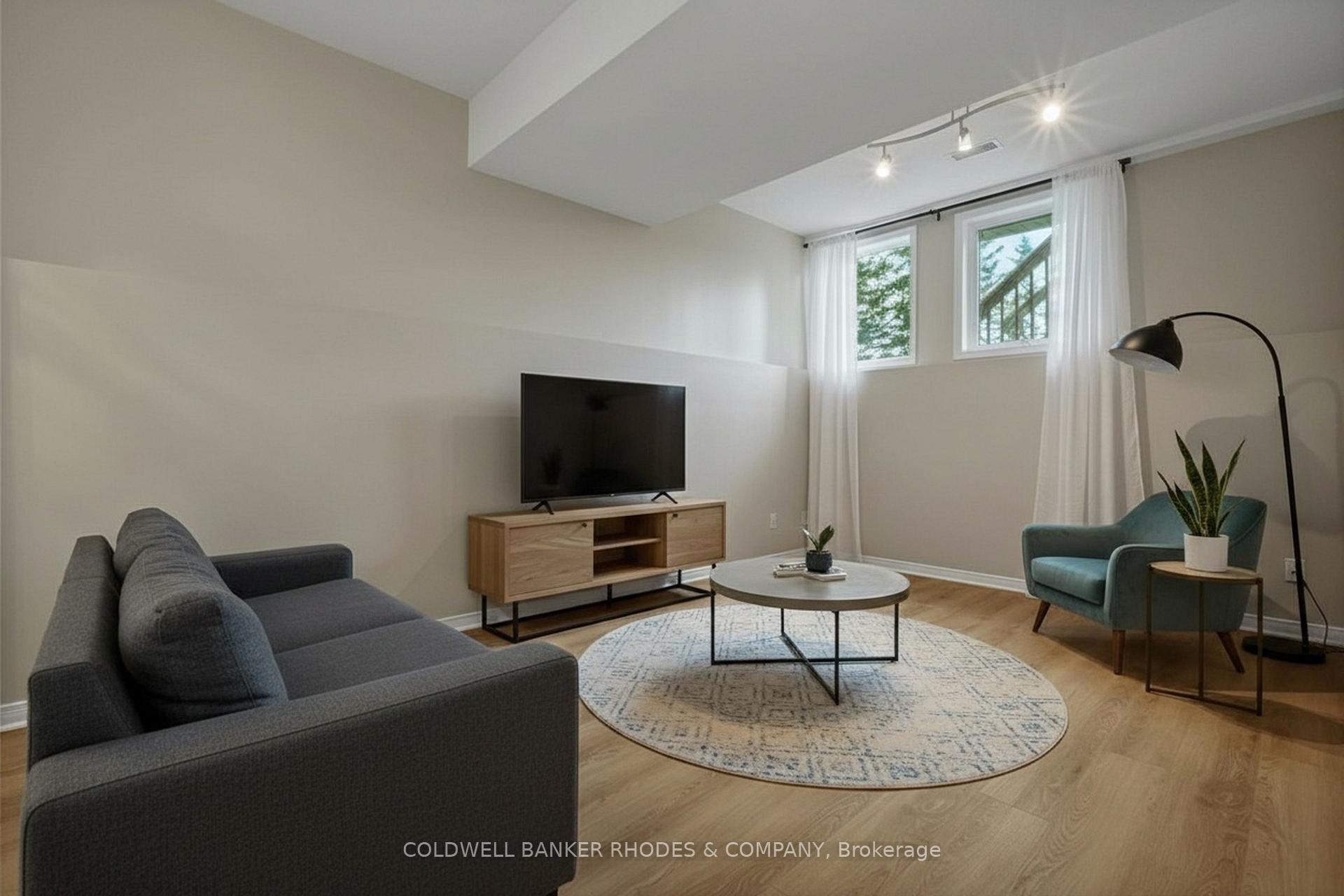 Photo 18 of 157 Gladeview Private, Ottawa, Upper Hunt Club — HOMEH