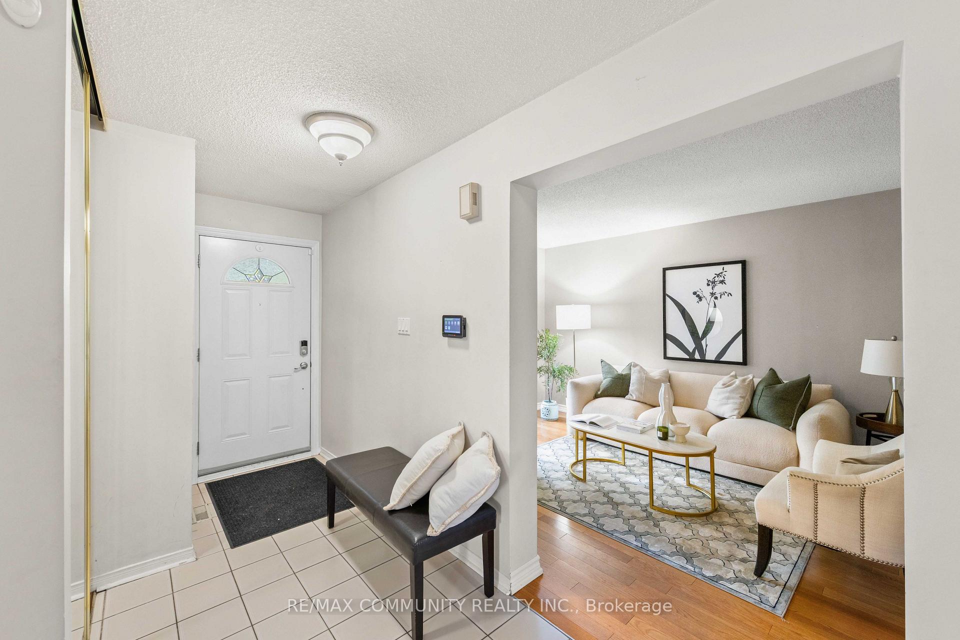 Photo 3 of 5 Plowman Drive, Ajax, Central — HOMEH