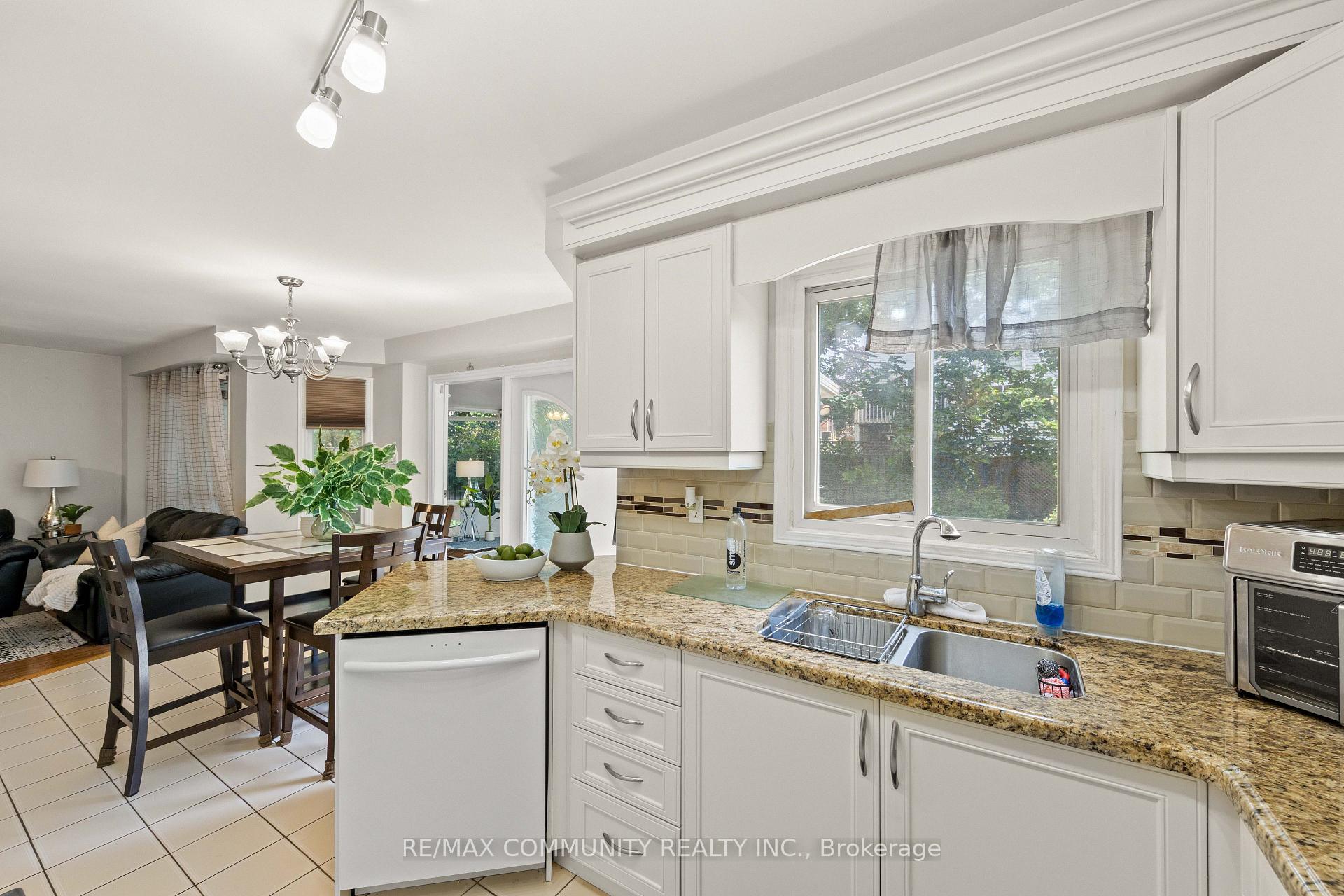 Photo 12 of 5 Plowman Drive, Ajax, Central — HOMEH