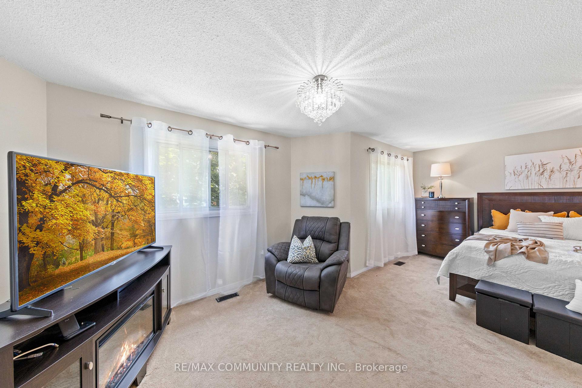 Photo 18 of 5 Plowman Drive, Ajax, Central — HOMEH