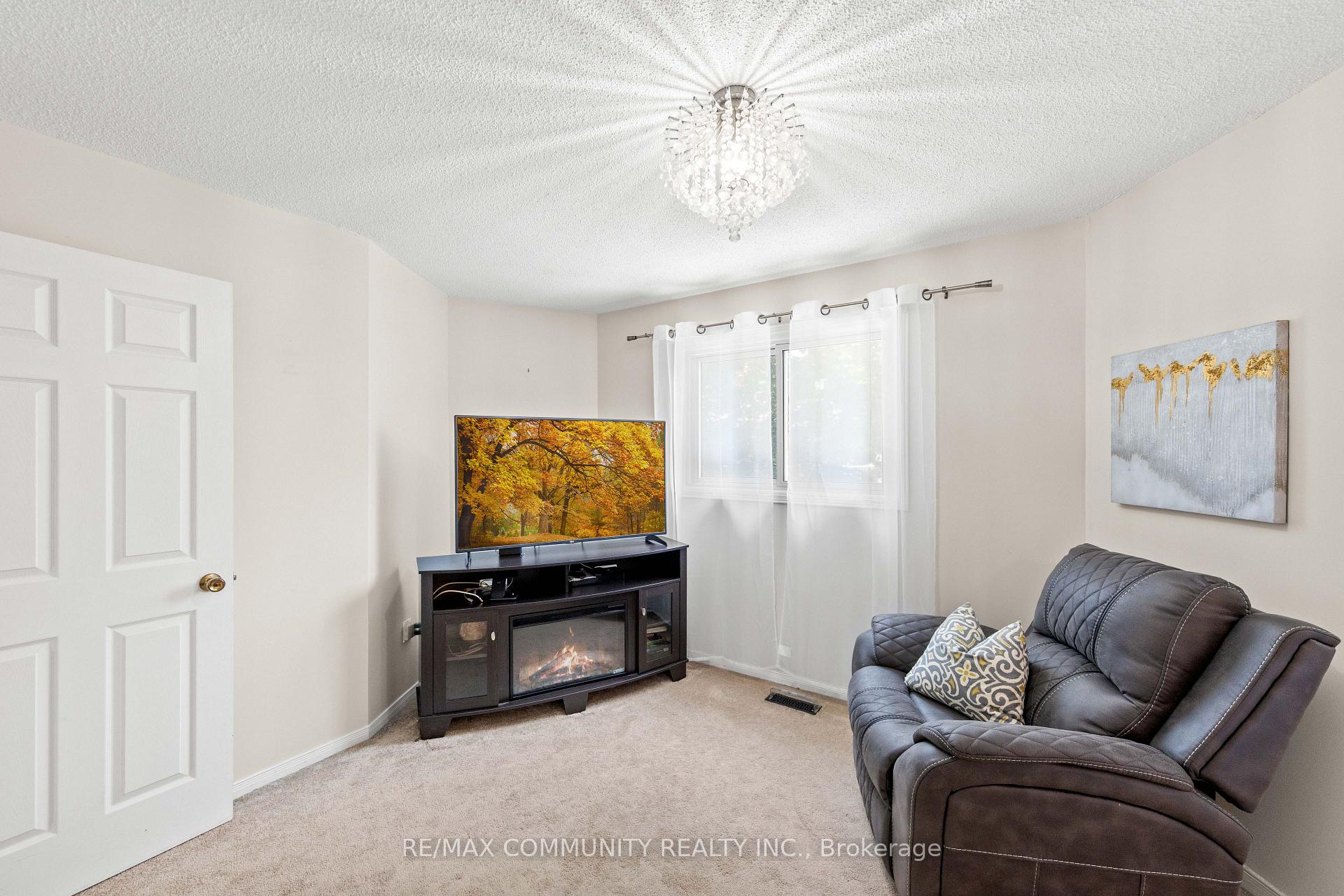 Photo 20 of 5 Plowman Drive, Ajax, Central — HOMEH