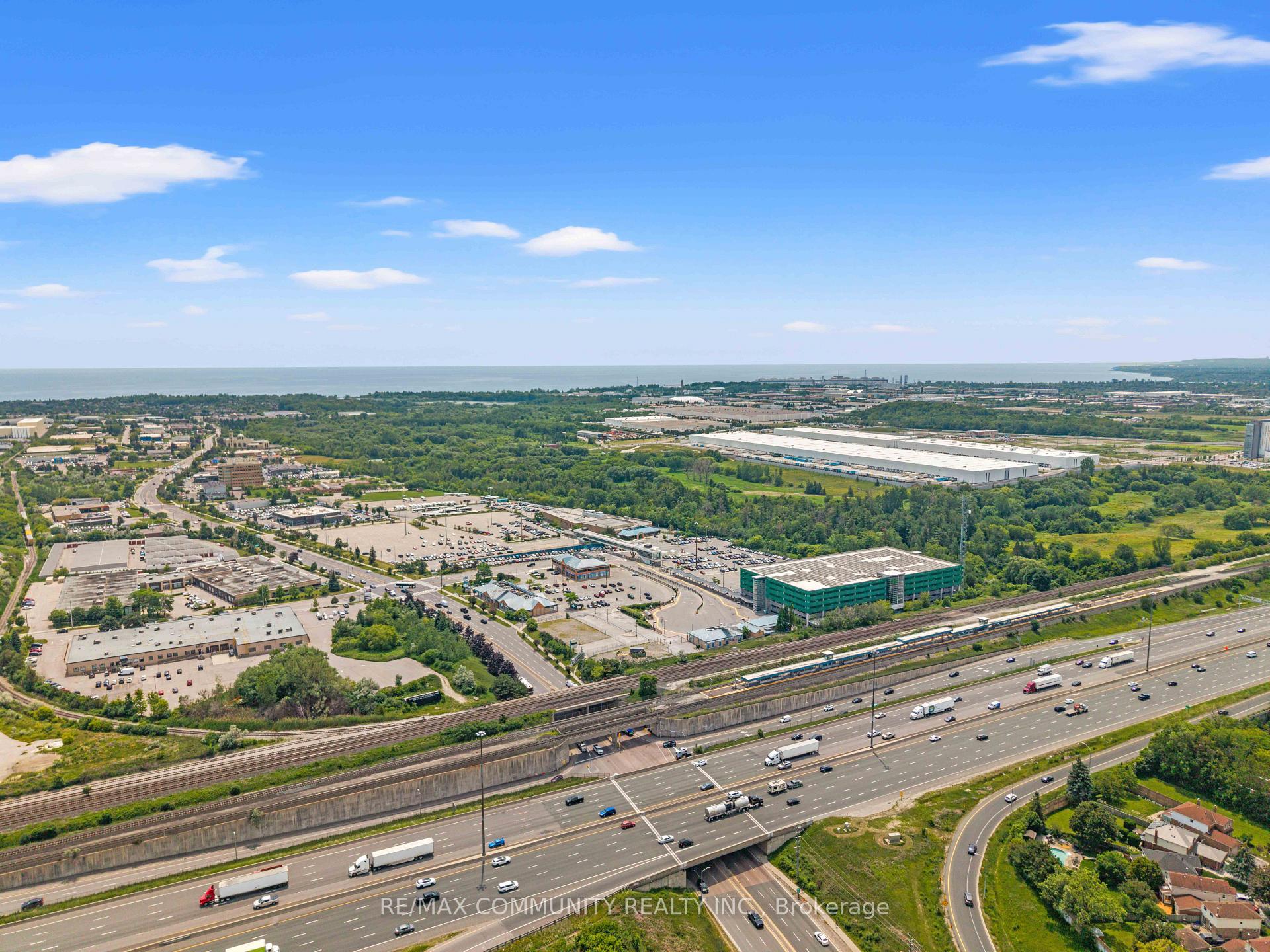 Photo 37 of 5 Plowman Drive, Ajax, Central — HOMEH