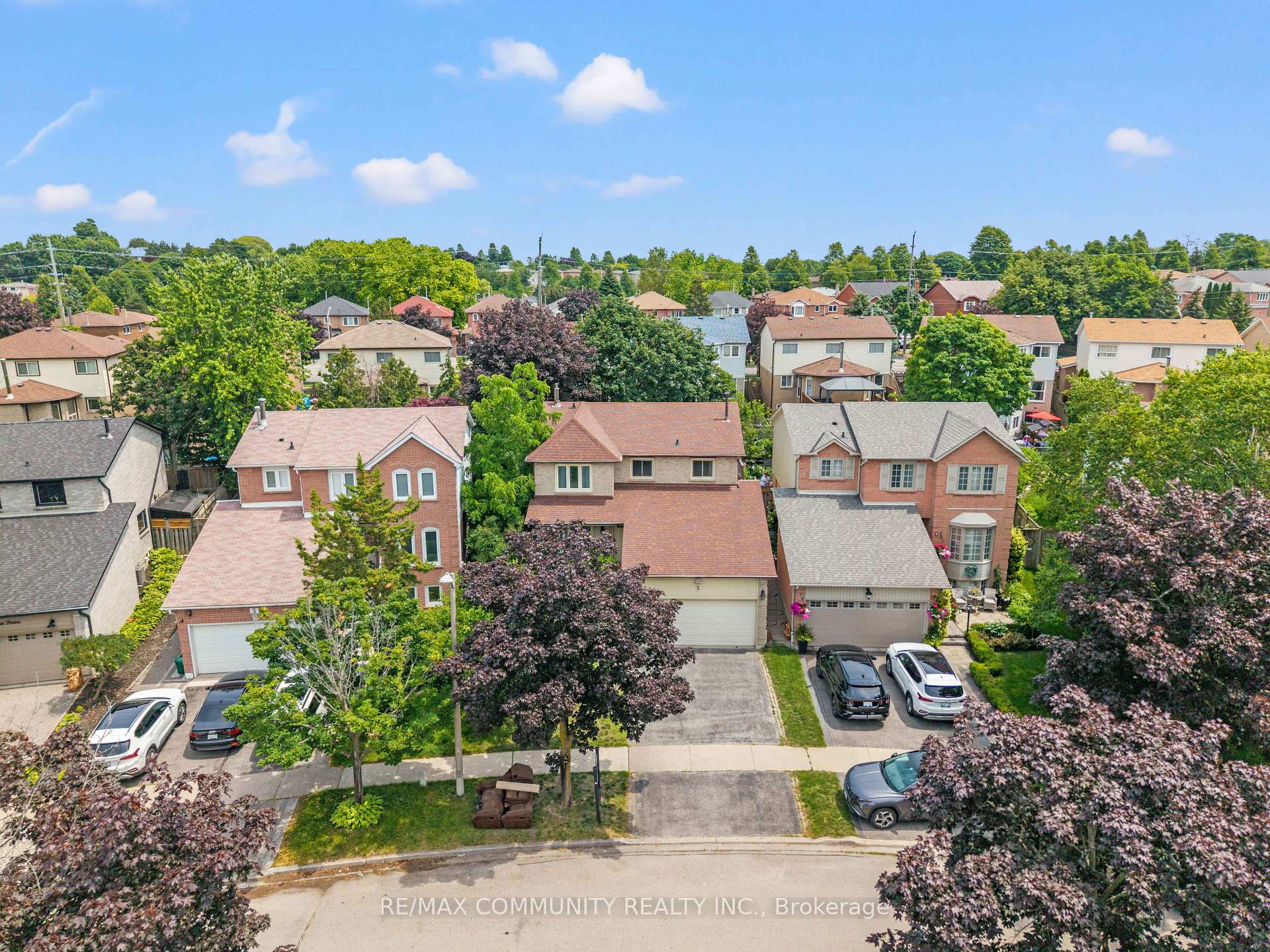 Photo 38 of 5 Plowman Drive, Ajax, Central — HOMEH
