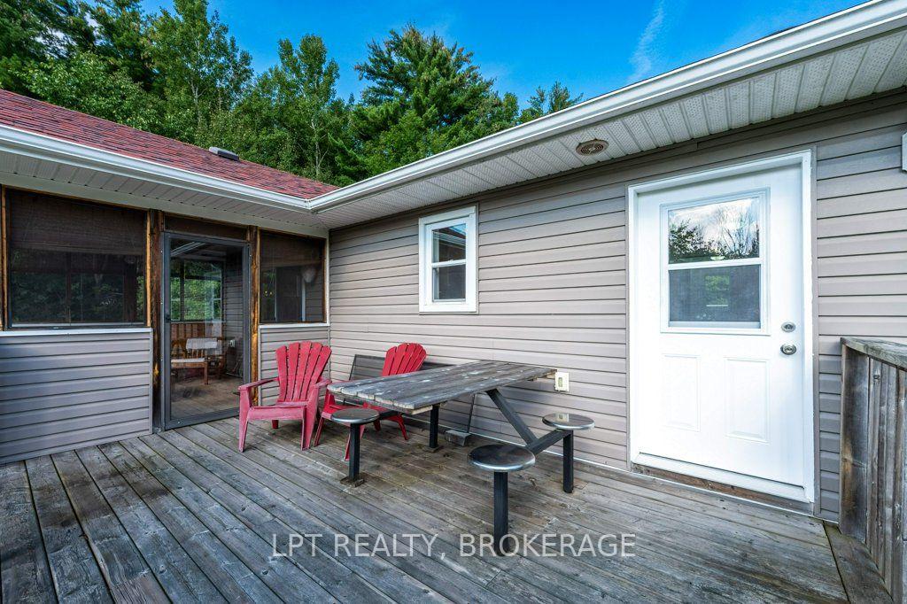 Photo 31 of 131 Leisure Point Road, Rideau Lakes, Rideau Lakes (South Crosby) Twp — HOMEH