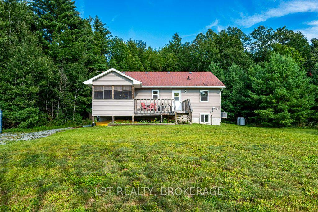 Photo 33 of 131 Leisure Point Road, Rideau Lakes, Rideau Lakes (South Crosby) Twp — HOMEH