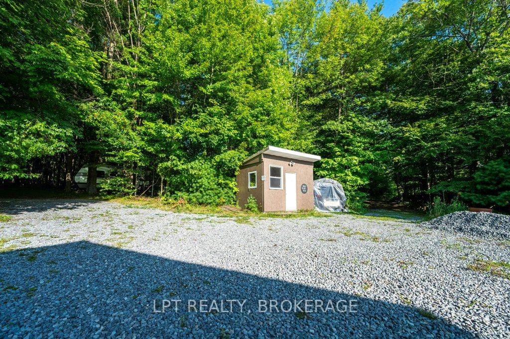 Photo 35 of 131 Leisure Point Road, Rideau Lakes, Rideau Lakes (South Crosby) Twp — HOMEH
