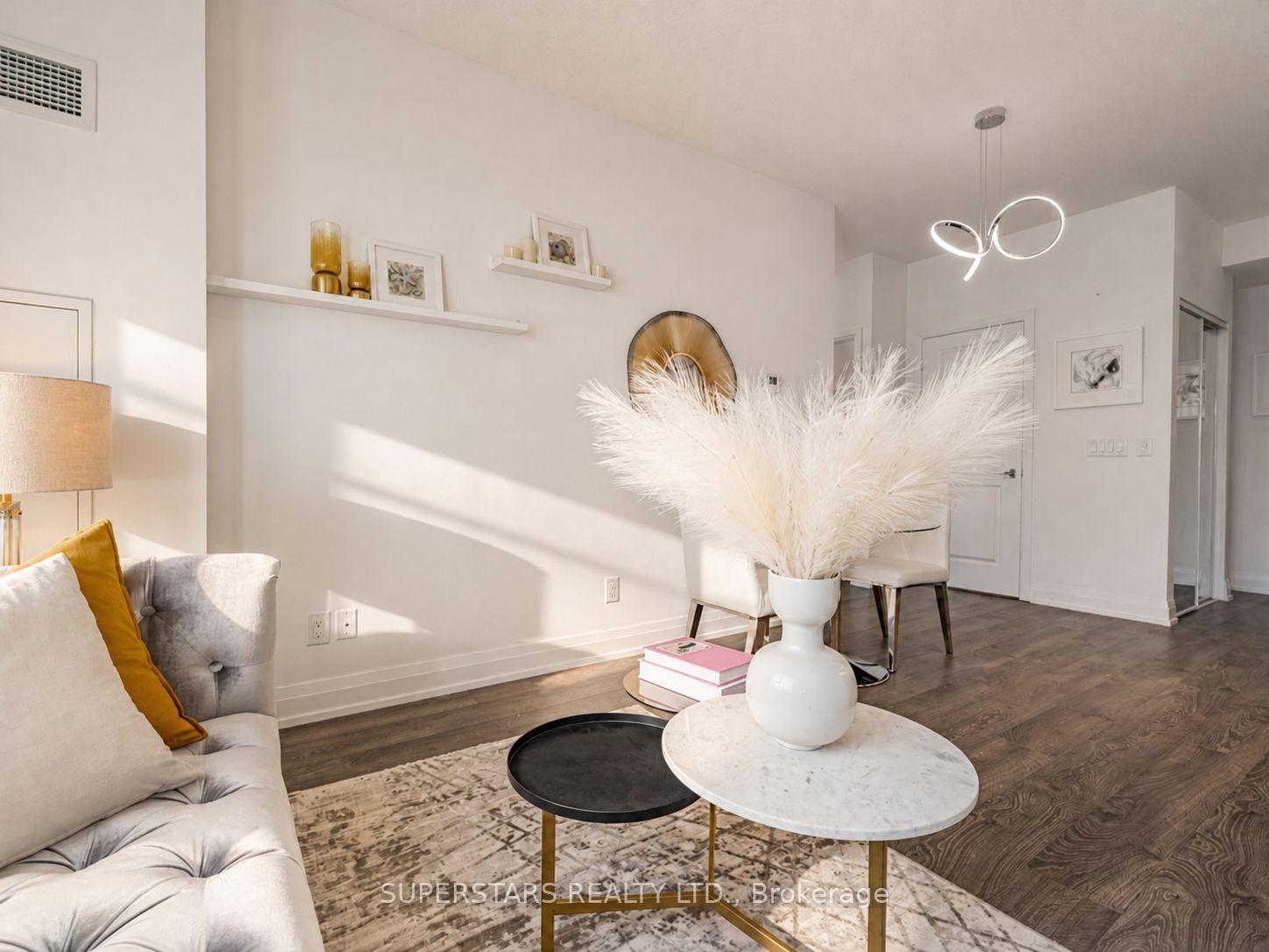 Photo 13 of Unit 927, 591 sheppard Avenue E, North York, Bayview Village — HOMEH