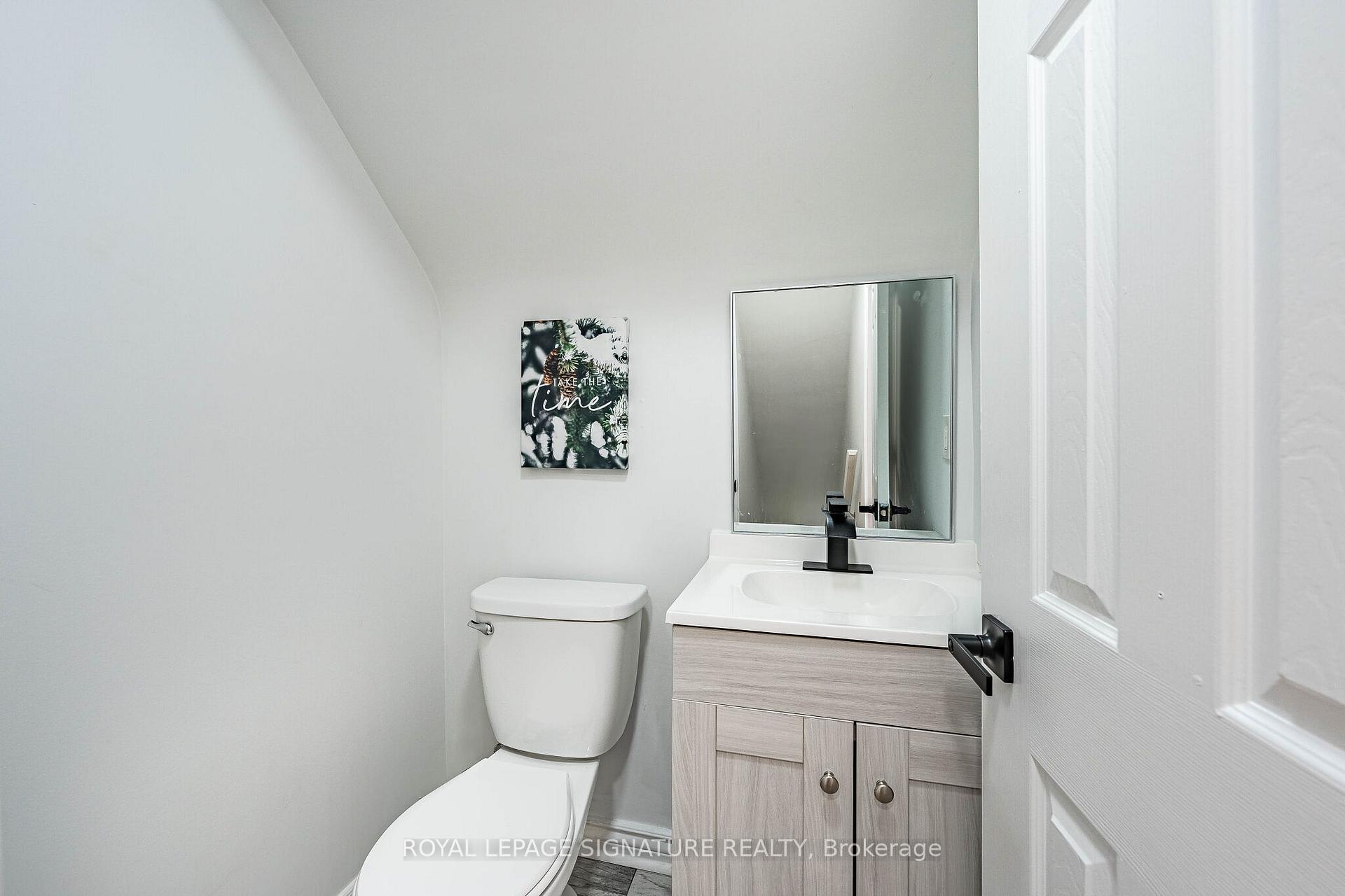 Photo 23 of 7 Putney Road, Etobicoke, Alderwood — HOMEH