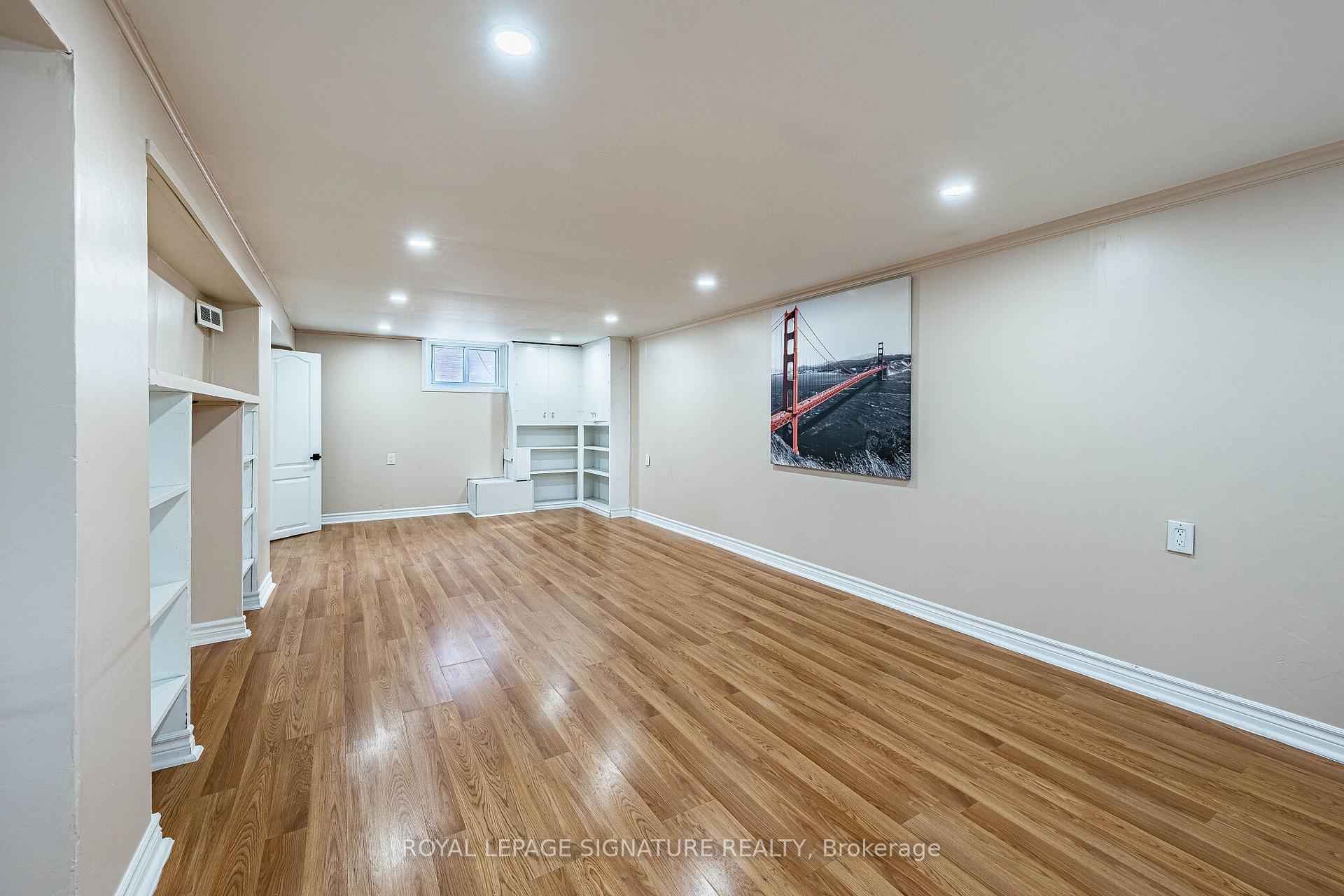 Photo 26 of 7 Putney Road, Etobicoke, Alderwood — HOMEH