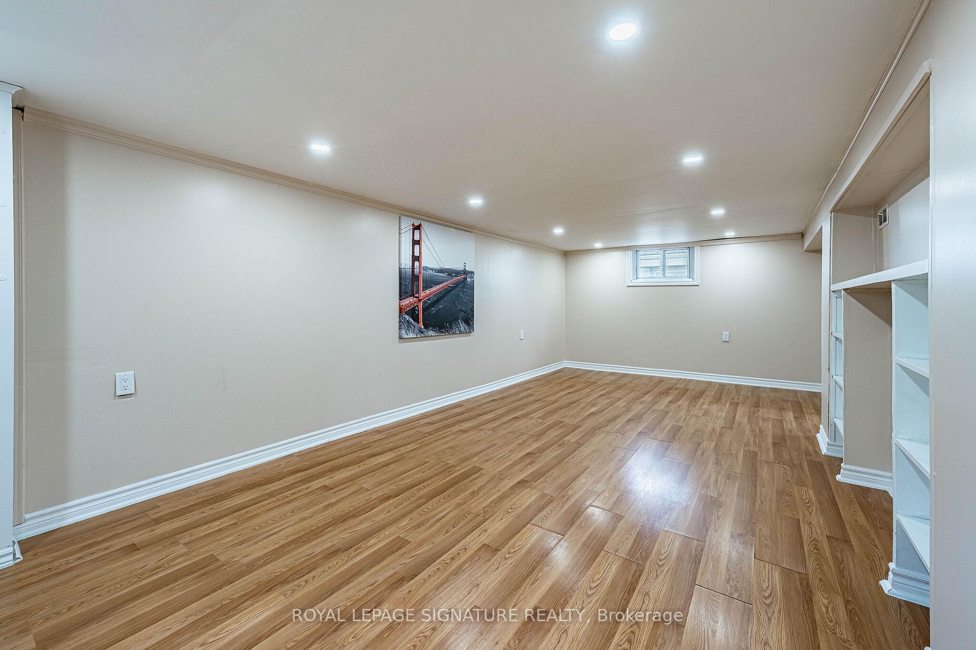 Photo 28 of 7 Putney Road, Etobicoke, Alderwood — HOMEH