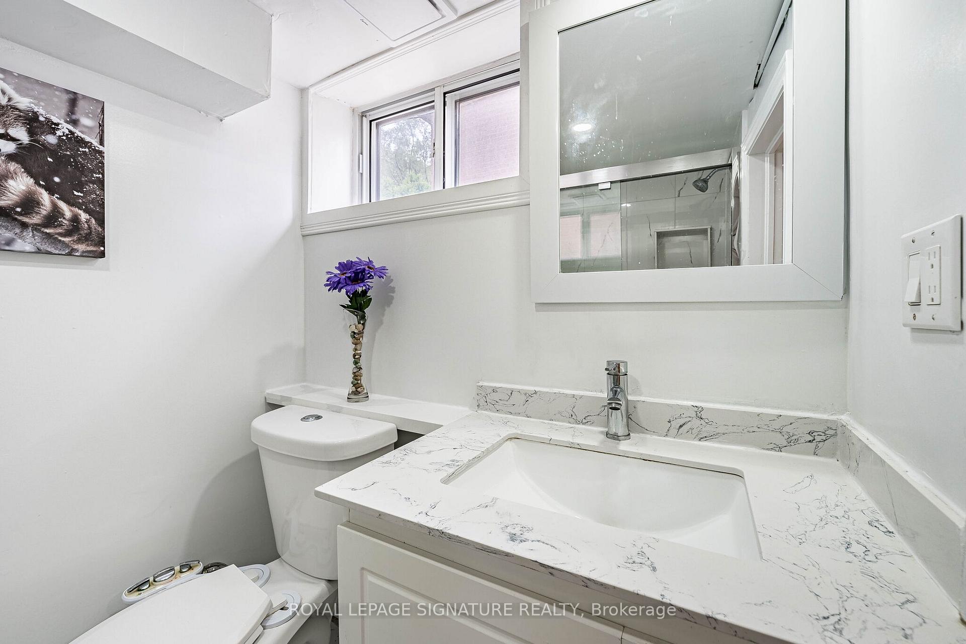 Photo 30 of 7 Putney Road, Etobicoke, Alderwood — HOMEH