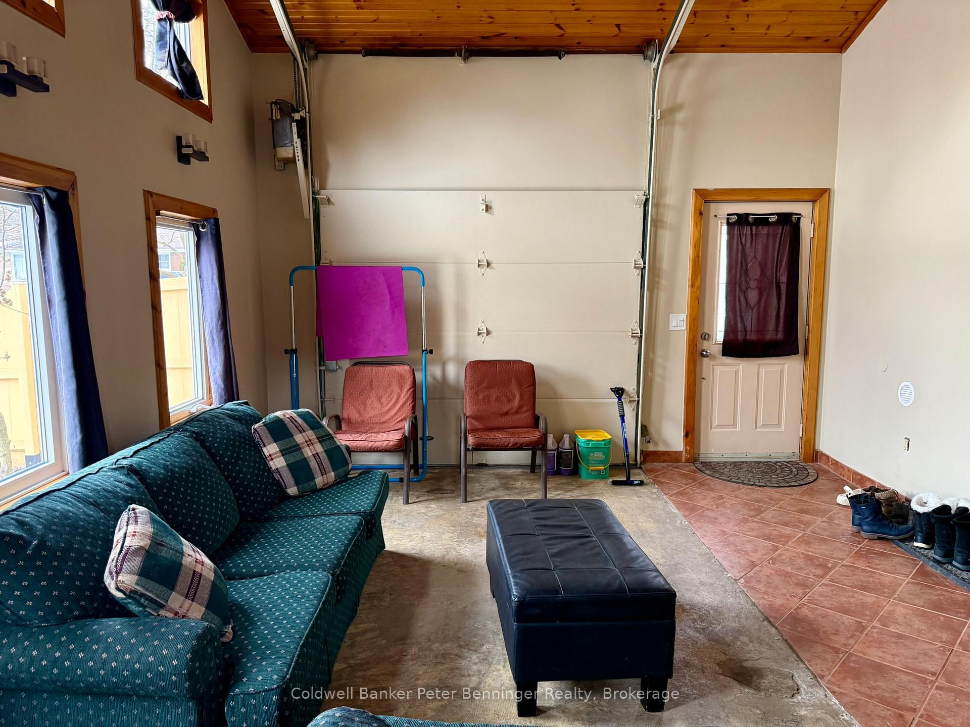 Photo 24 of 501 Napier Street, Brockton — HOMEH