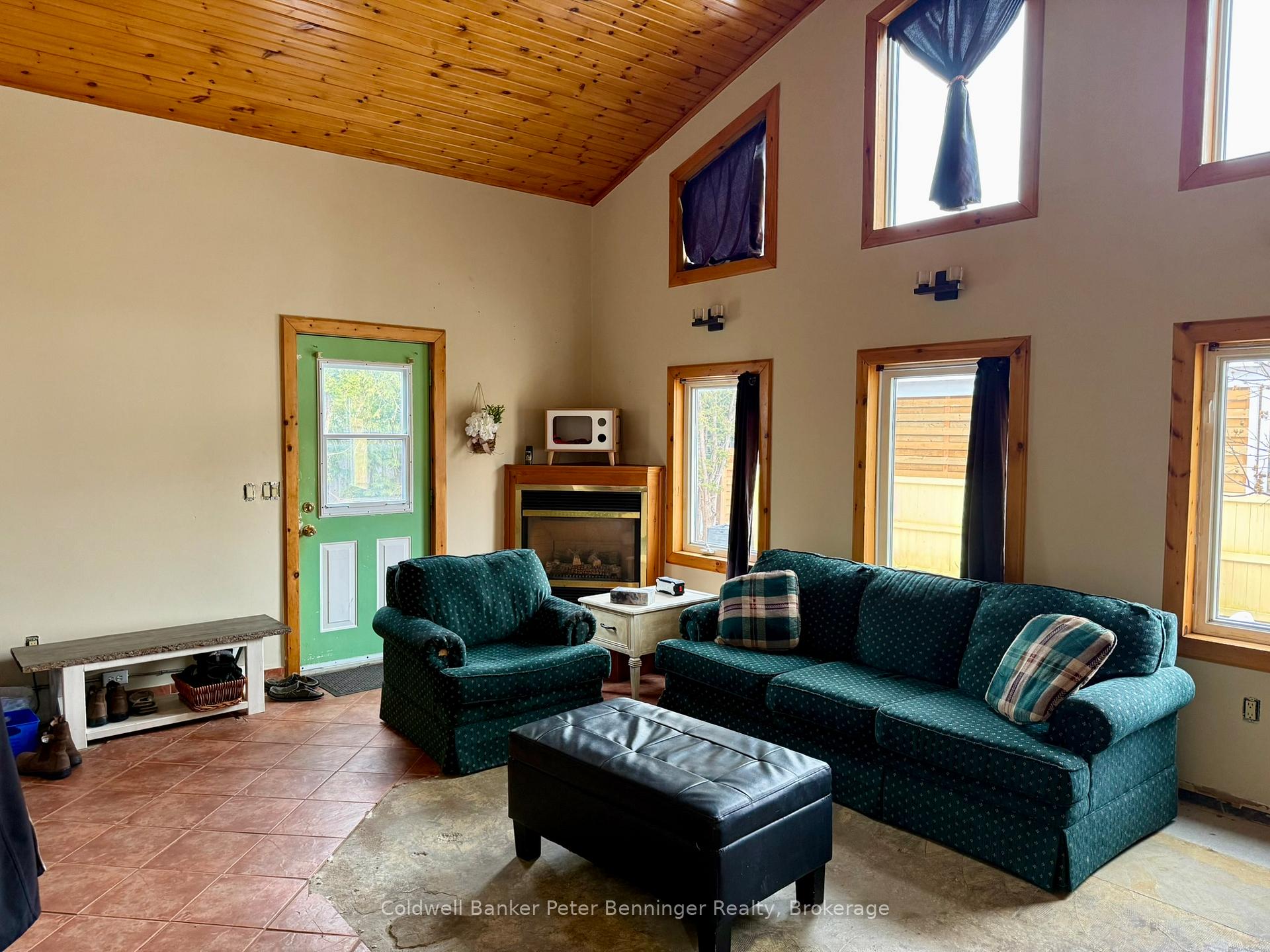 Photo 25 of 501 Napier Street, Brockton — HOMEH