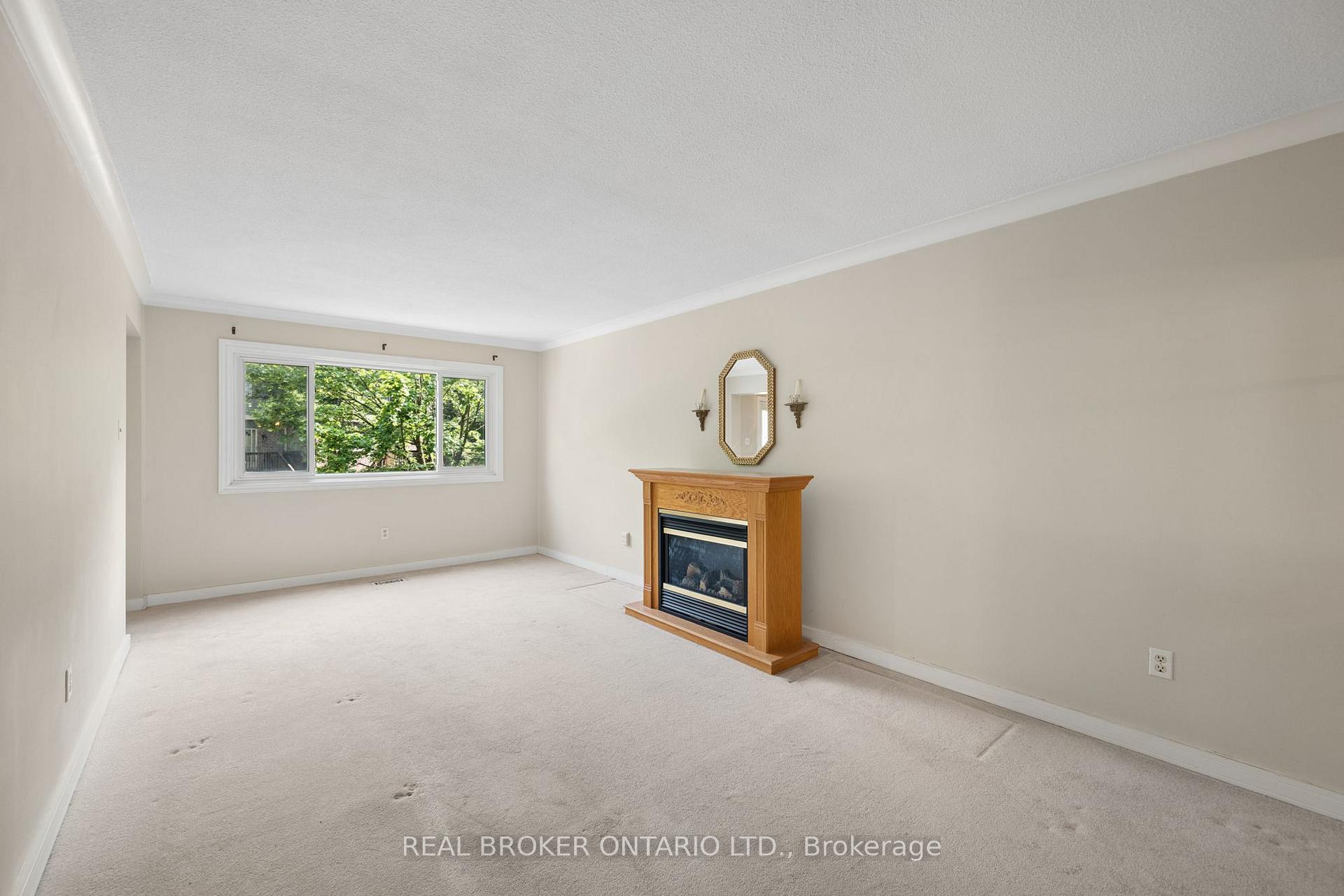 Photo 8 of Unit 88, 30 Green Valley Drive, Kitchener, Pioneer Park — HOMEH