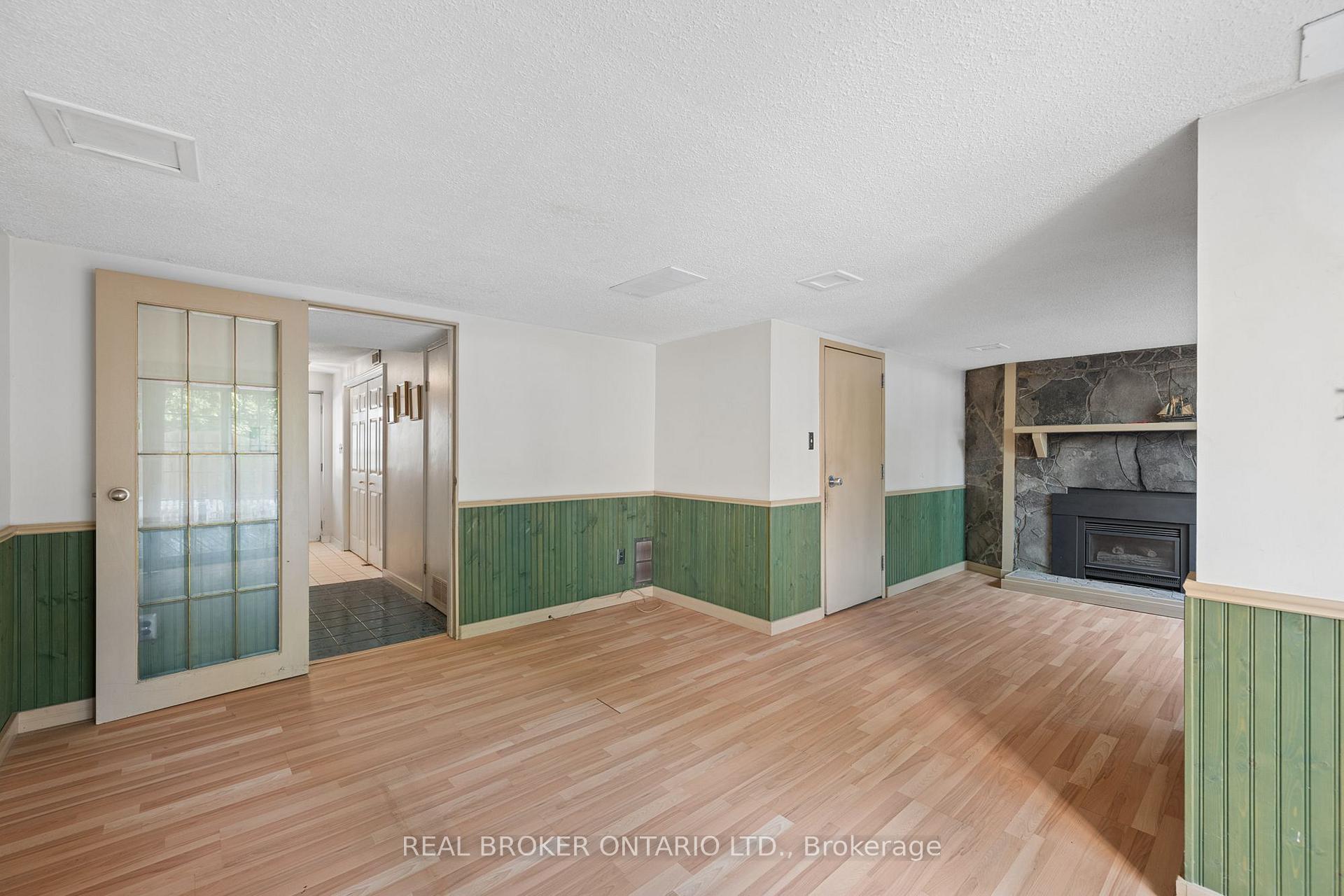Photo 25 of Unit 88, 30 Green Valley Drive, Kitchener, Pioneer Park — HOMEH