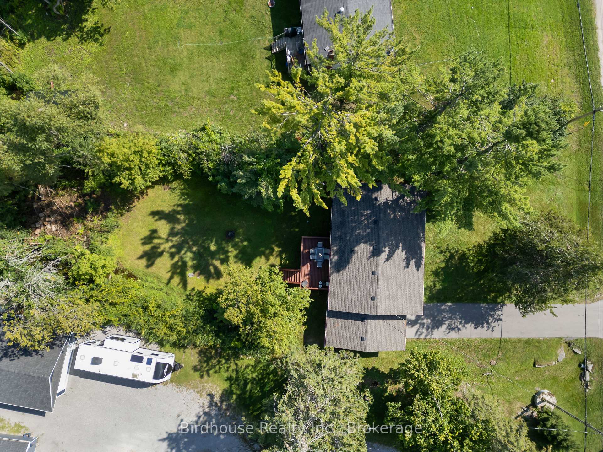 Photo 40 of 46 Riverside Drive, Kawartha Lakes, Bobcaygeon — HOMEH