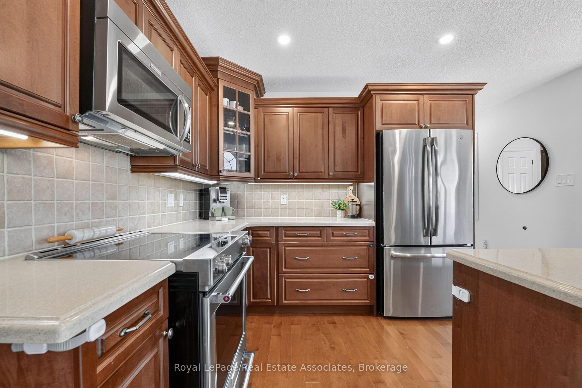 Photo 10 of 5767 Tenth Line, Erin, Rural Erin — HOMEH