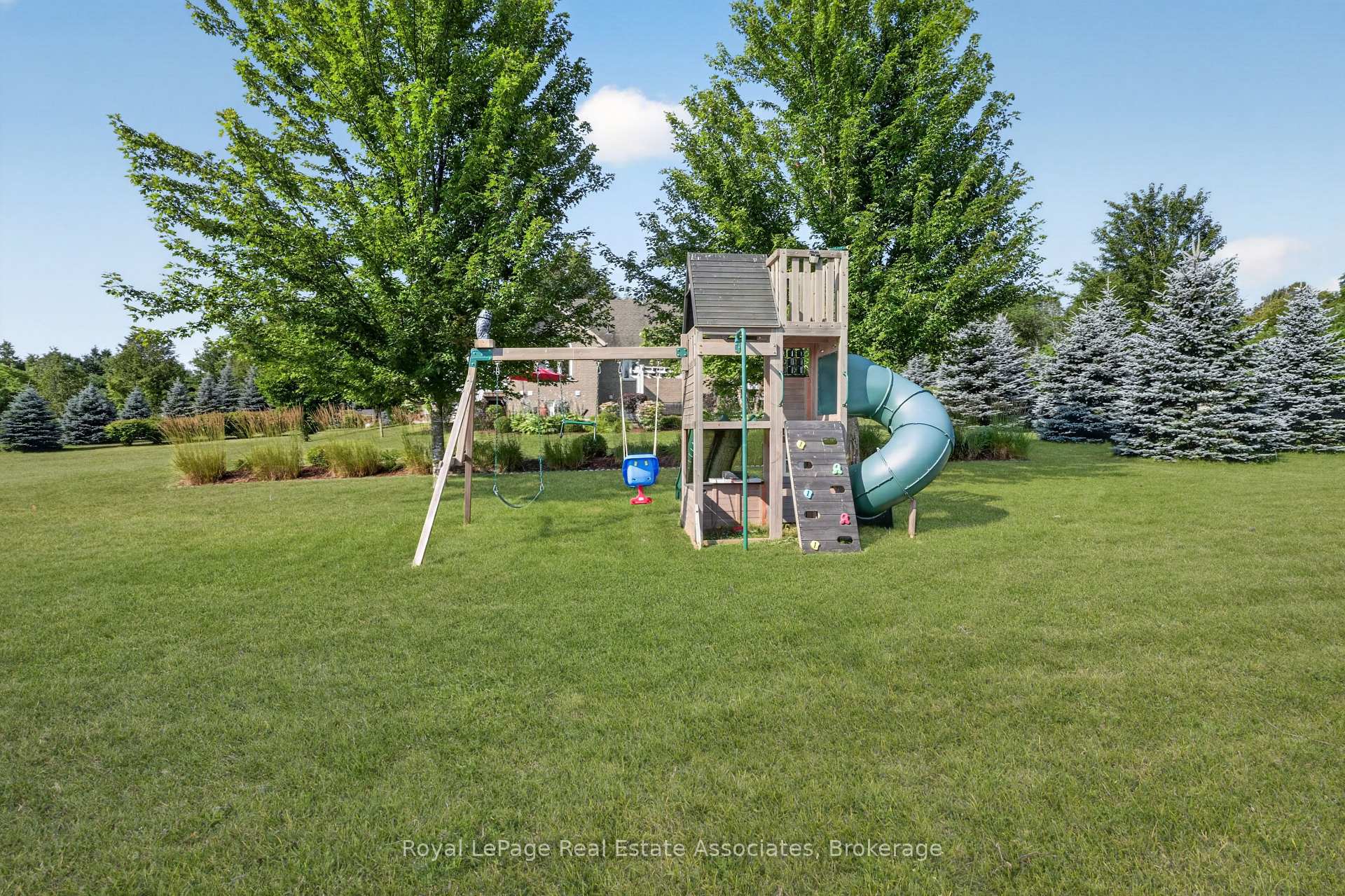 Photo 49 of 5767 Tenth Line, Erin, Rural Erin — HOMEH