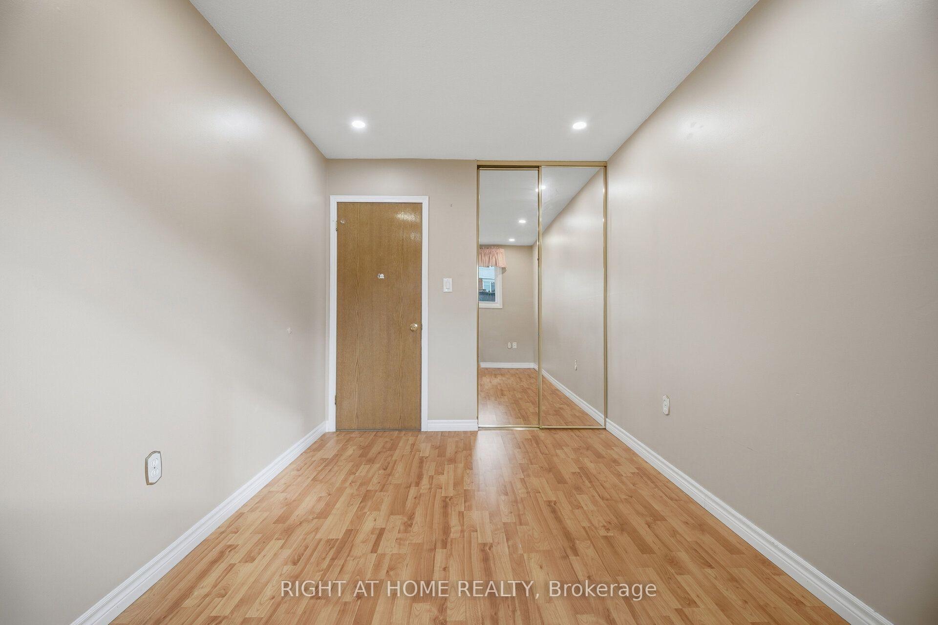 Photo 29 of 2035 Carleton Court, Burlington, Brant Hills — HOMEH