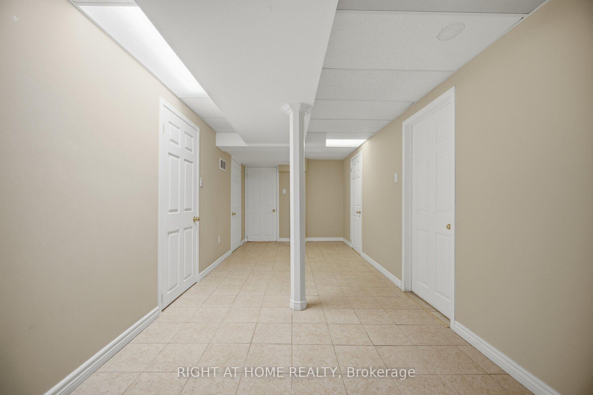 Photo 41 of 2035 Carleton Court, Burlington, Brant Hills — HOMEH