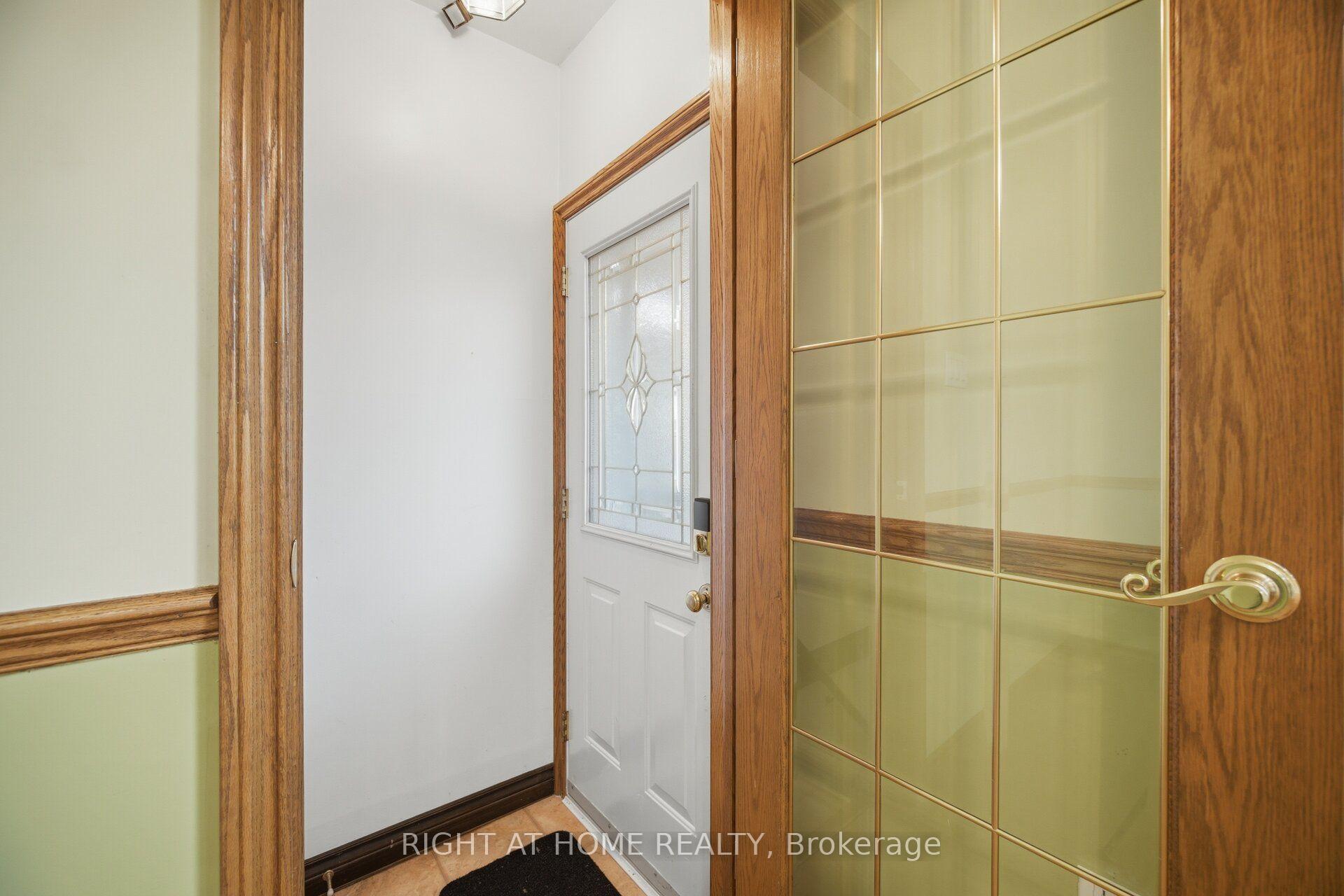 Photo 44 of 2035 Carleton Court, Burlington, Brant Hills — HOMEH