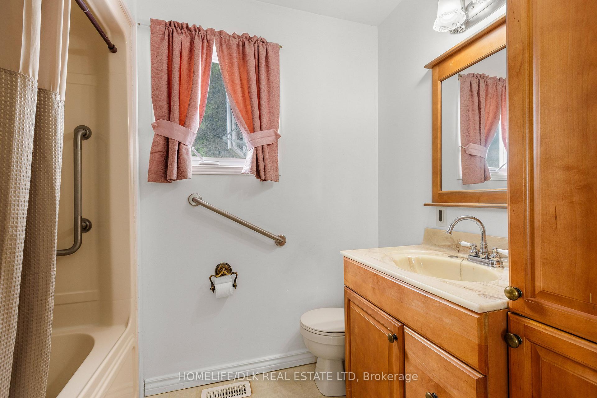 Photo 13 of 415 2 Highway S, Edwardsburgh/Cardinal, Town of Cardinal — HOMEH