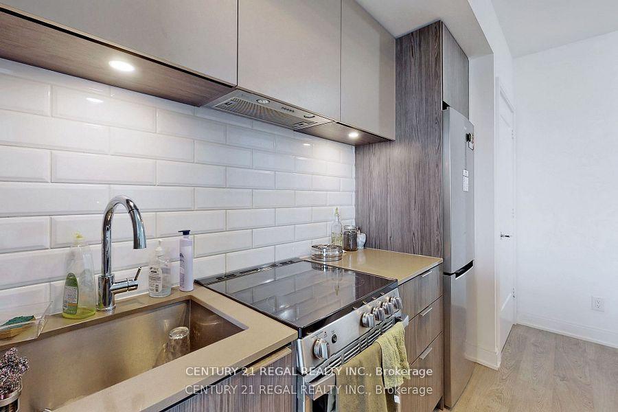 Photo 15 of Unit 1103, 70 Annie Craig Drive, Etobicoke, Mimico — HOMEH