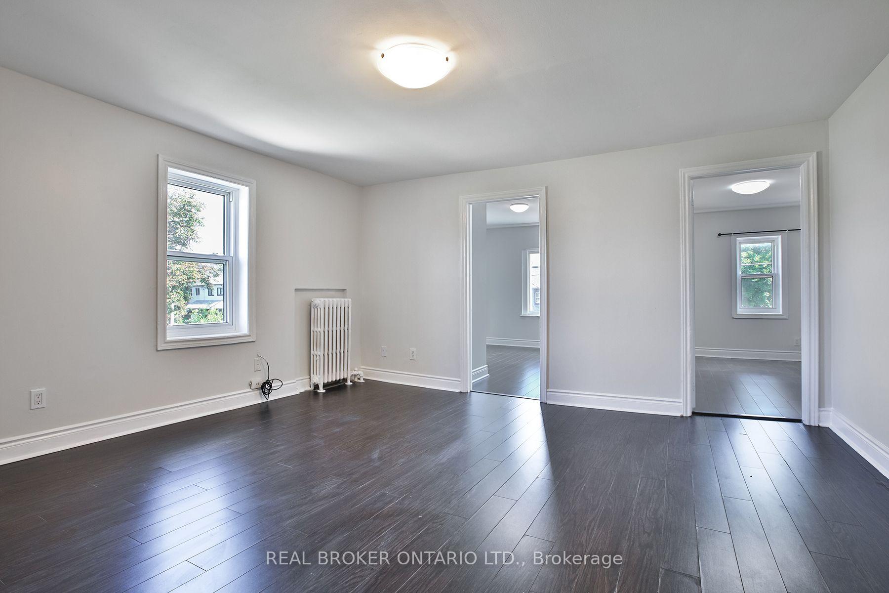 Photo 1 of 252 Sixth Street, Etobicoke, New Toronto — HOMEH