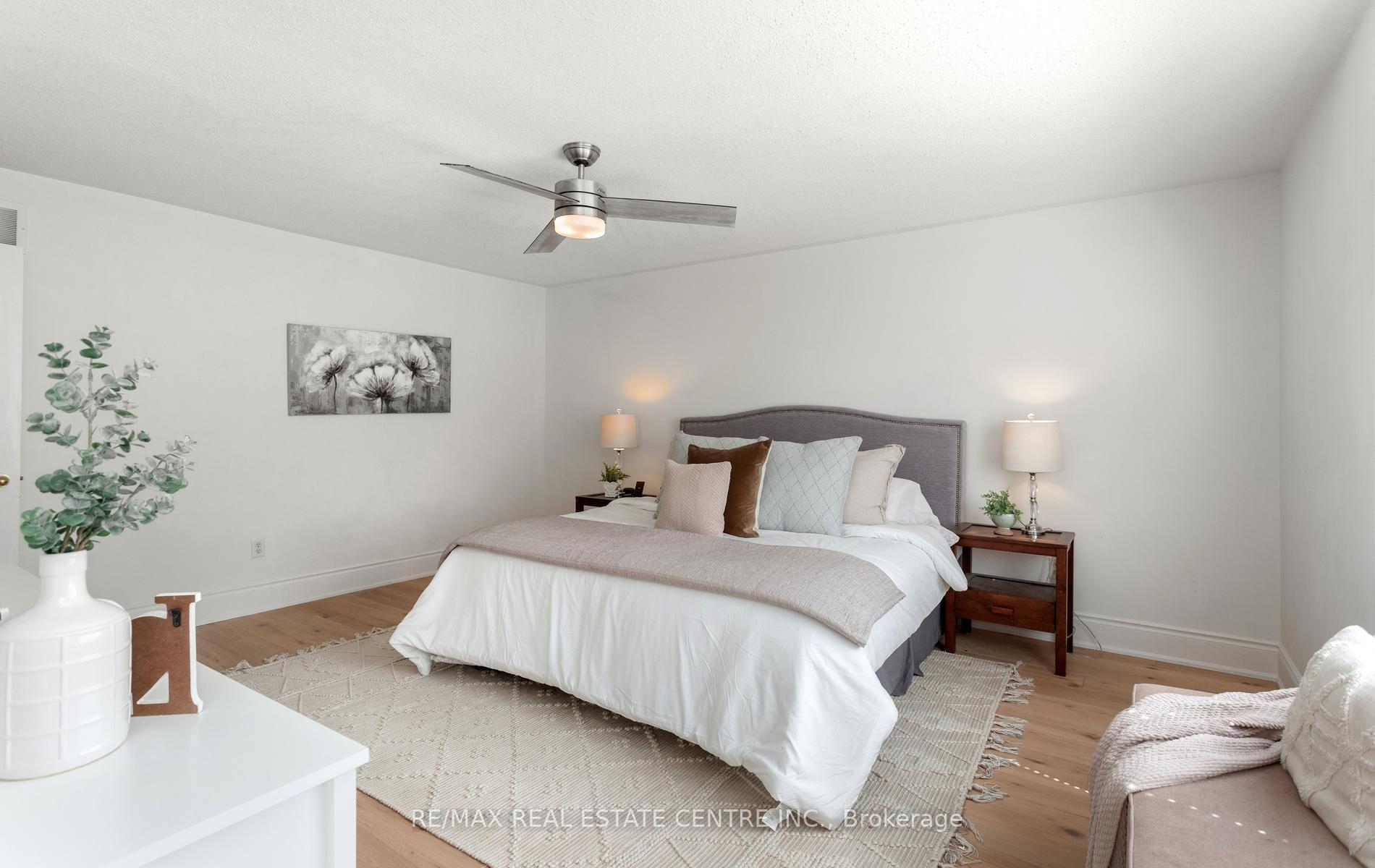 Photo 31 of 54 Apple Blossom Crescent, Halton Hills, Georgetown — HOMEH
