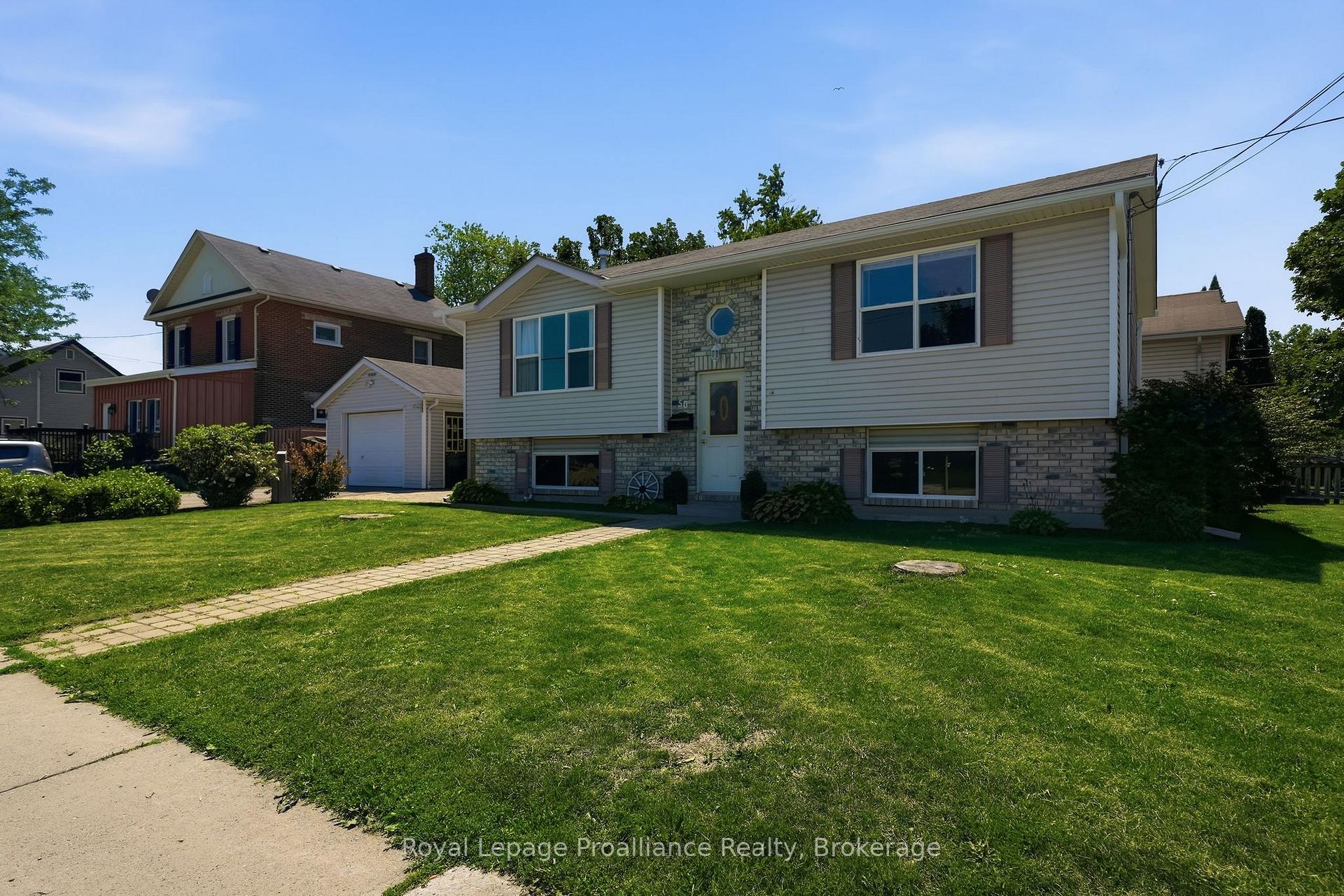 Photo 2 of 50 Octavia Street, Belleville, Belleville Ward — HOMEH