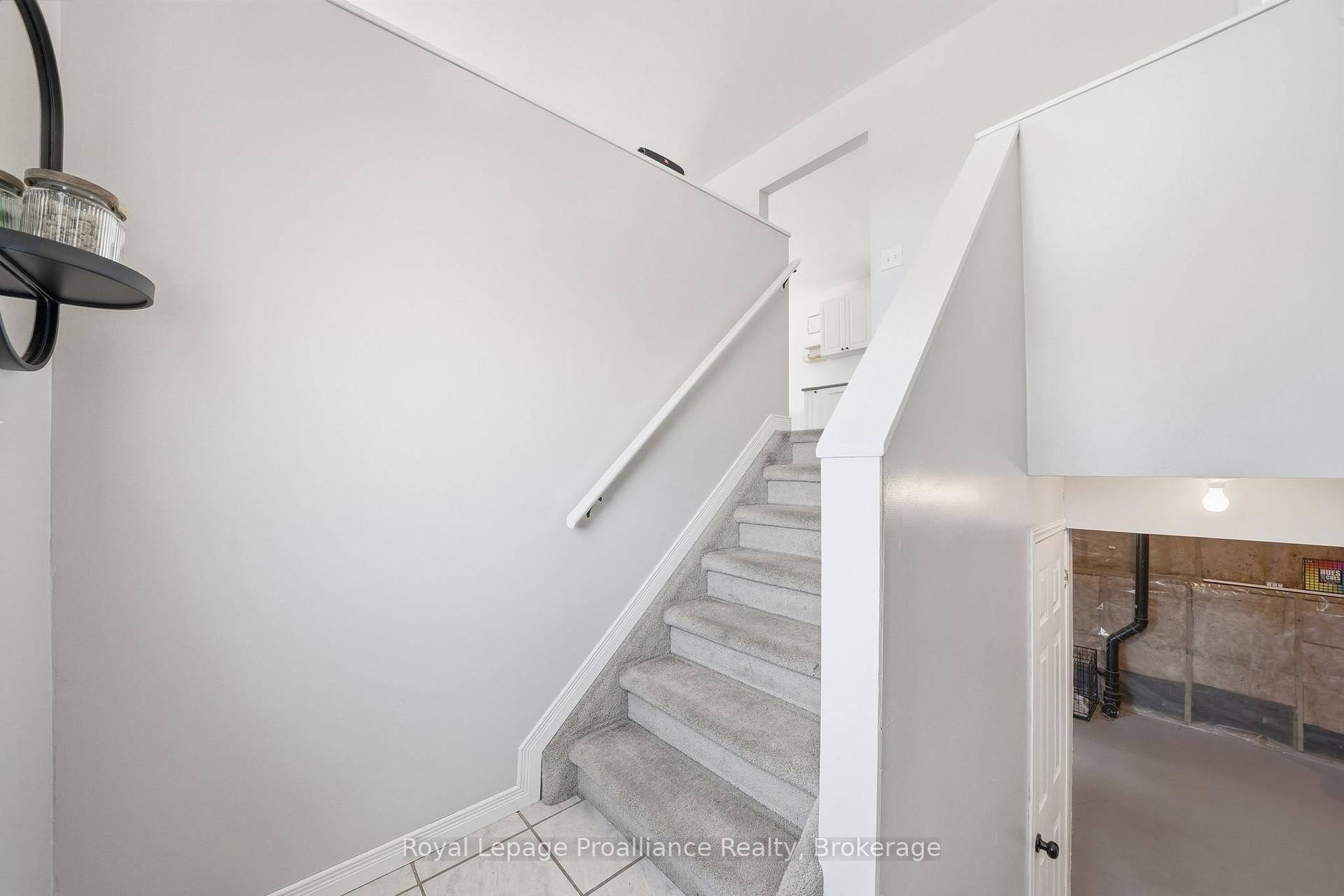 Photo 10 of 50 Octavia Street, Belleville, Belleville Ward — HOMEH