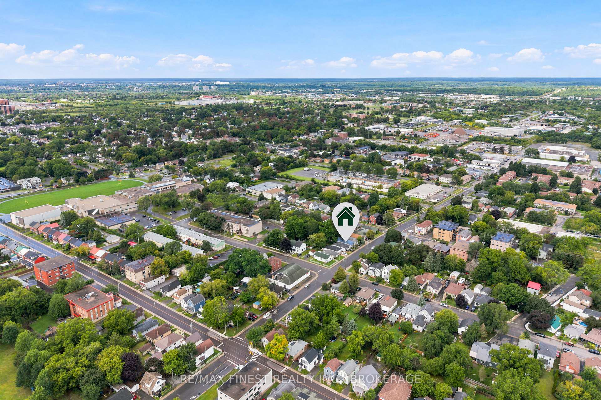 Photo 6 of 270 Patrick Street, Kingston, East of Sir John A. Blvd — HOMEH