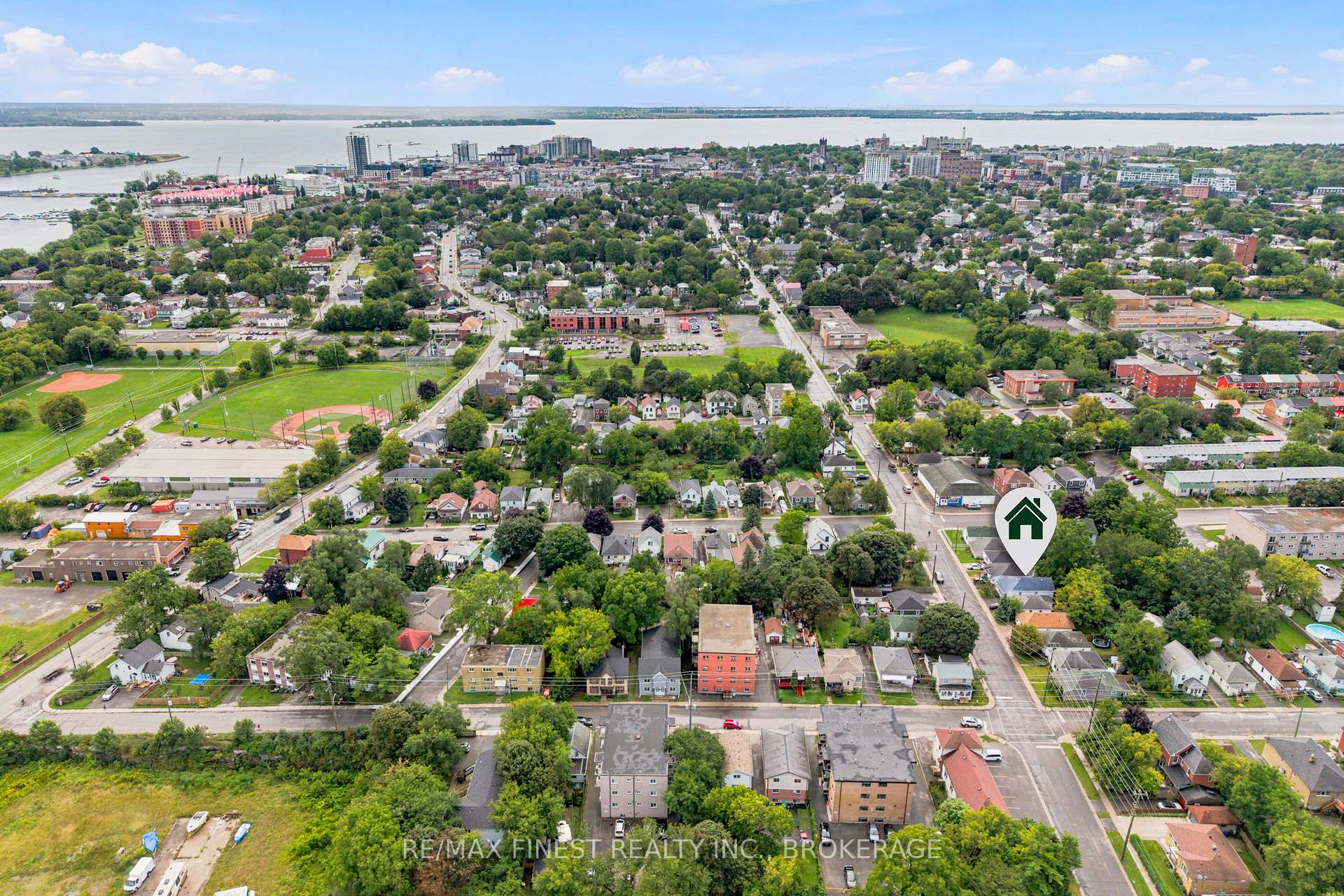 Photo 7 of 270 Patrick Street, Kingston, East of Sir John A. Blvd — HOMEH