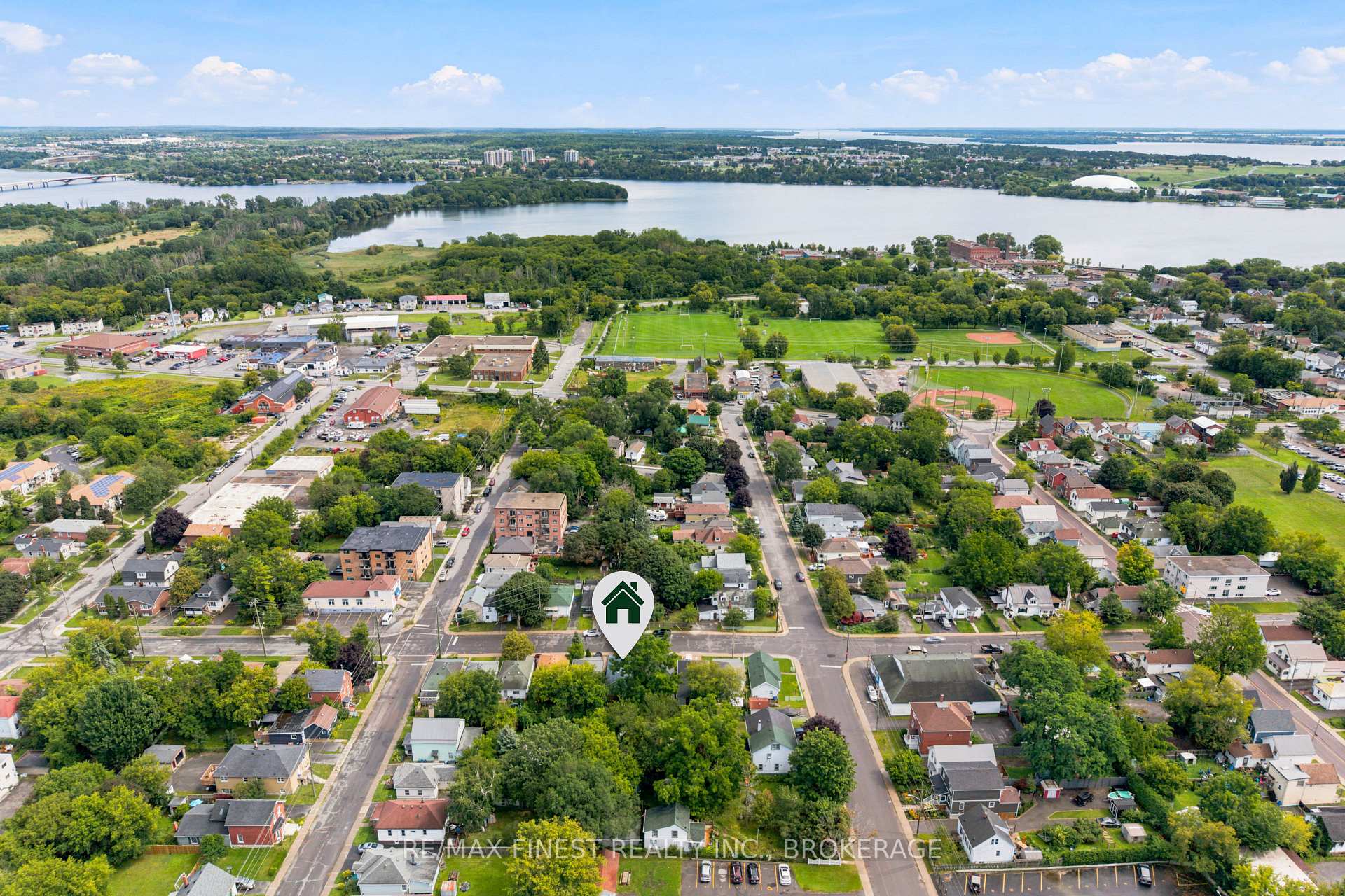 Photo 8 of 270 Patrick Street, Kingston, East of Sir John A. Blvd — HOMEH